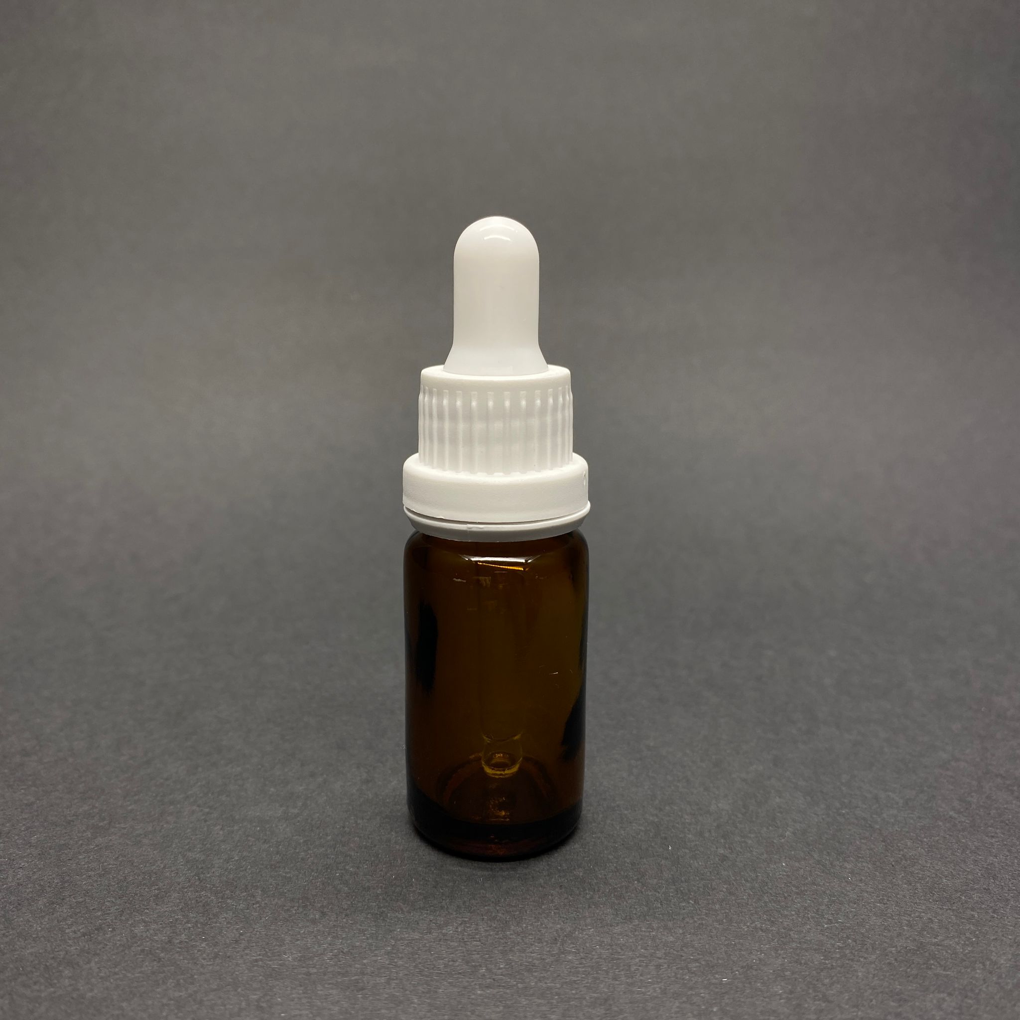 10 Cc Amber Cam Damlalıklı Şişe - Beyaz Emzik - Beyaz Kilitli Kapak - 10 Ml Kahverengi Cam Damlalıklı Şişe