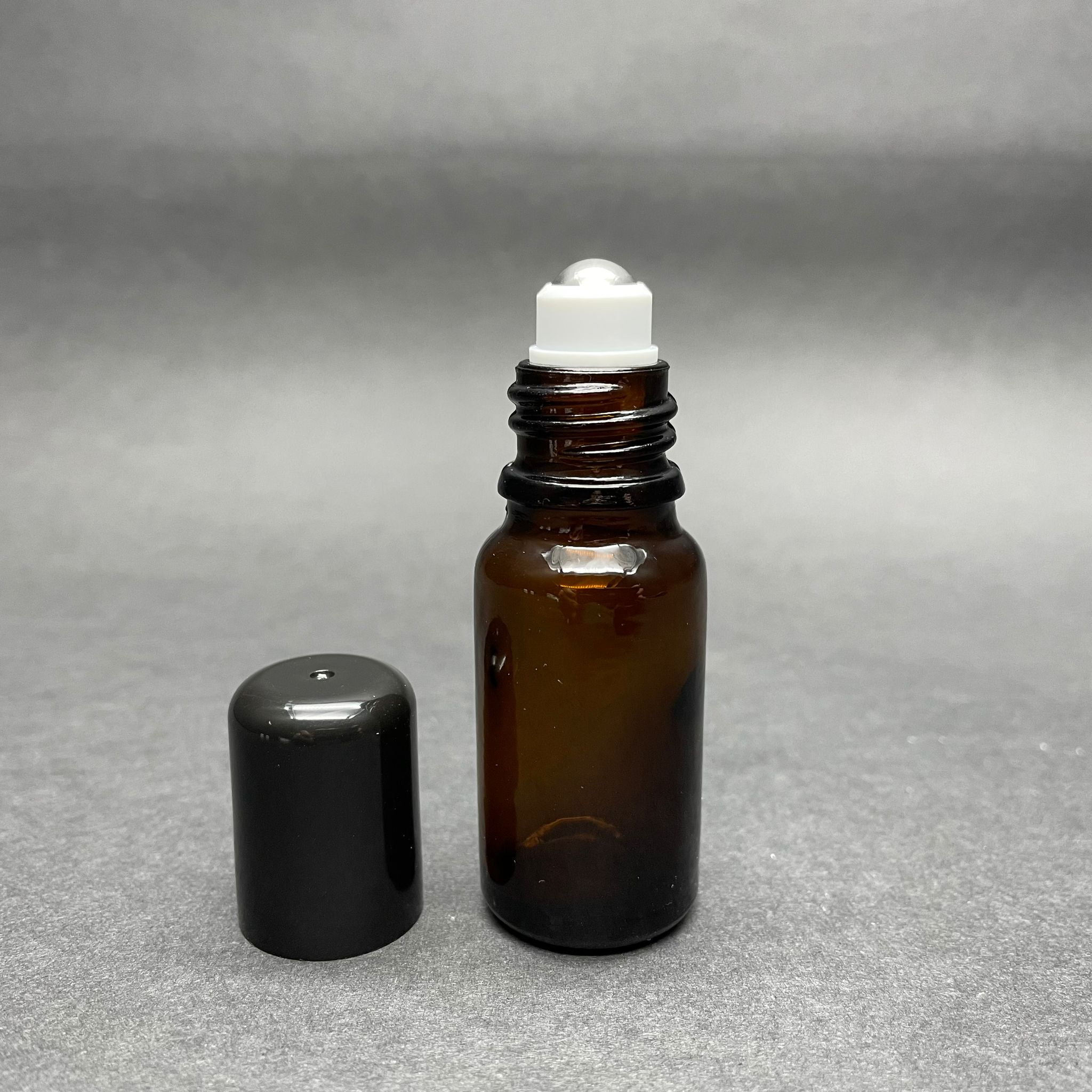 10 Cc Amber Cam Roll-On Şişesi - Siyah Kapaklı -  10 Ml Çelik Bilyeli Şişe - Cam Roll On Şişe - Cam Esans Şişesi