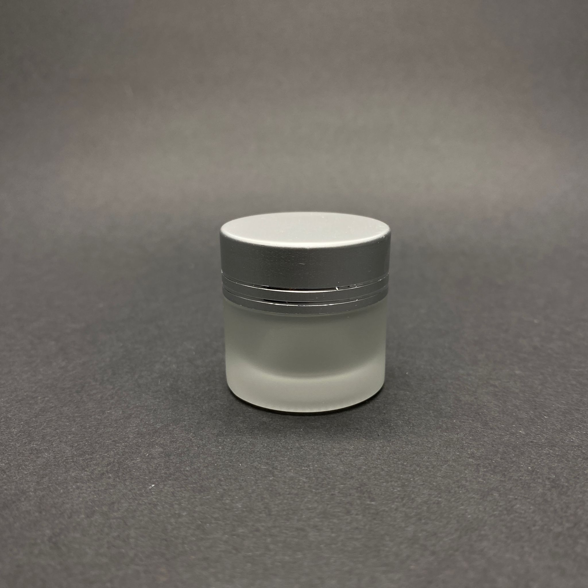 10 Cc Cam Buzlu Krem Kavanozu - Gümüş  Kapaklı İç Contalı - 10 Ml Buzlu Cam Krem Kavanozu - Buzlu Mum Kavanozu