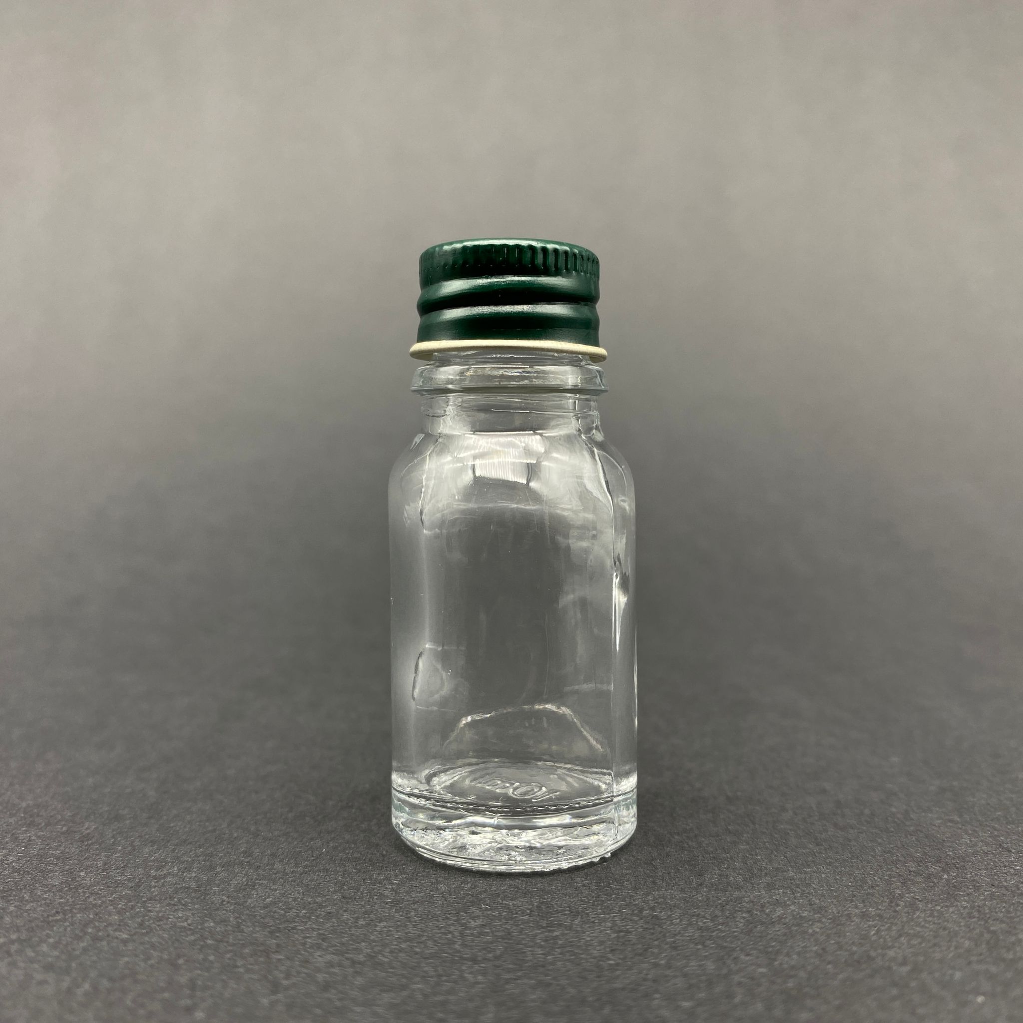 10 Cc Cam Şişe - Yeşil Vidalı Metal Kapaklı - 10 Ml Standart Cam Şişe