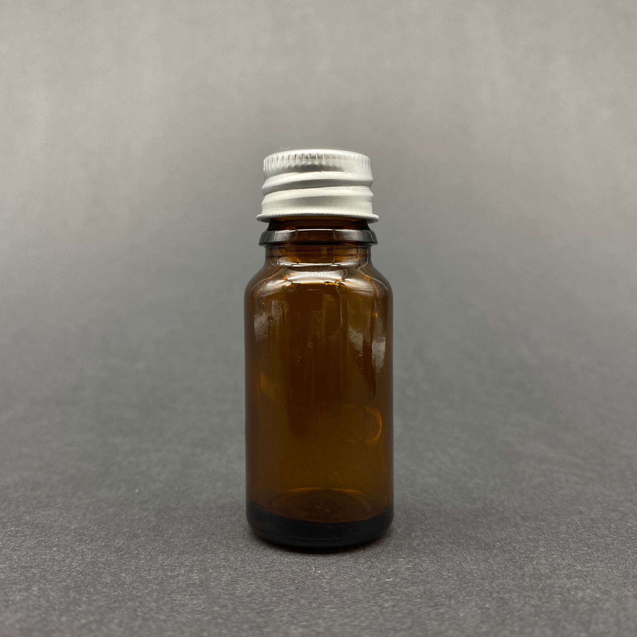 10 Cc Kahverengi Cam Şişe - Gümüş Vidalı Metal Kapaklı - 10 Ml Amber Standart Cam Şişe