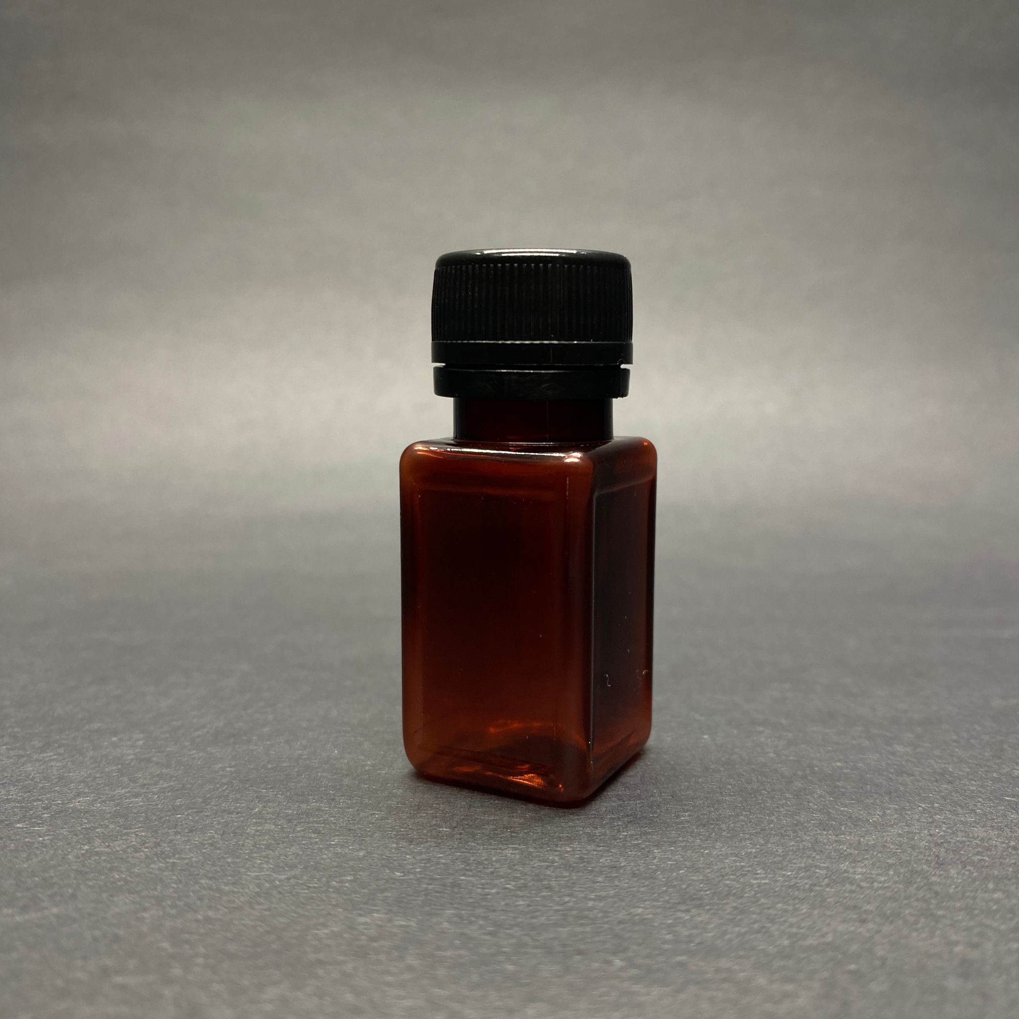 10 Cc Kare Pet Shot Şişesi  - Kilitli Siyah Kapaklı Kolajen Şişesi - 10 Ml Plastik Şişe - Amber (Kilitli Kapak Sertçe Bastırarak Kapanır)