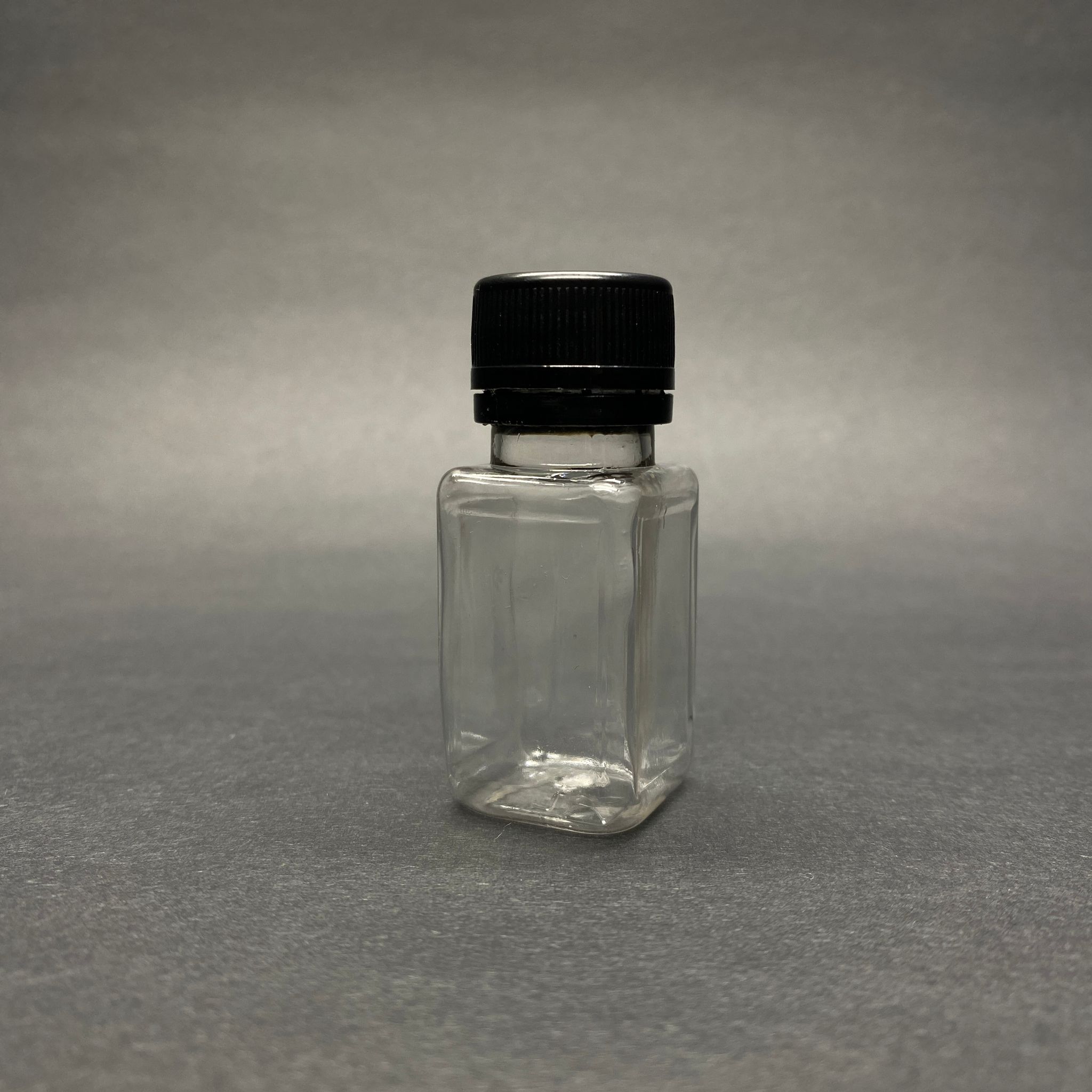 10 Cc Kare Pet Shot Şişesi  - Kilitli Siyah Kapaklı Kolajen Şişesi - 10 Ml Plastik Şişe - Şeffaf (Kilitli Kapak Sertçe Bastırarak Kapanır)
