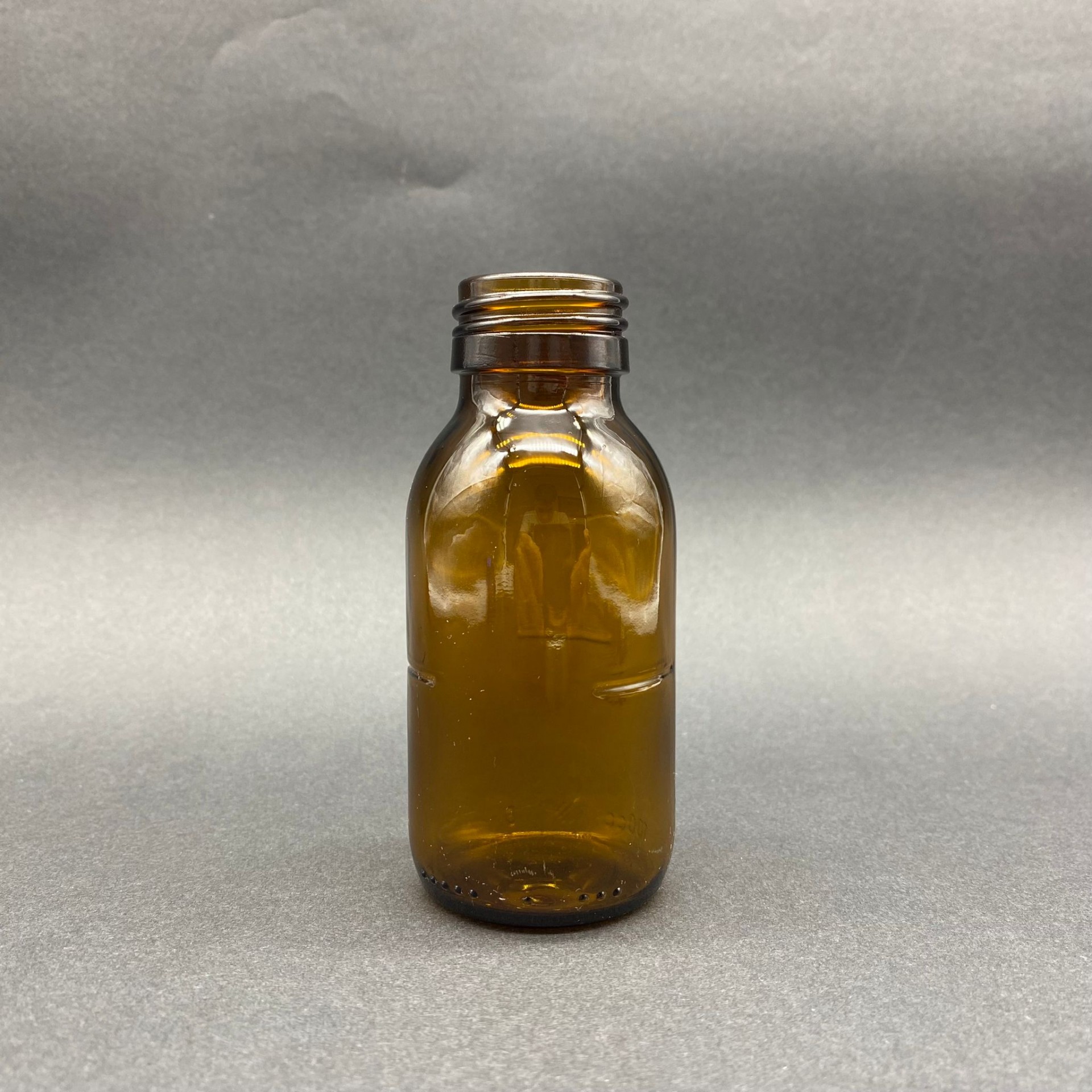 100 Cc Amber Cam Şişe Kapaksız (31 Ağız) - 100 Ml Cam Şişe - Kahverengi - Şişecam Ürün Kodu: 760710