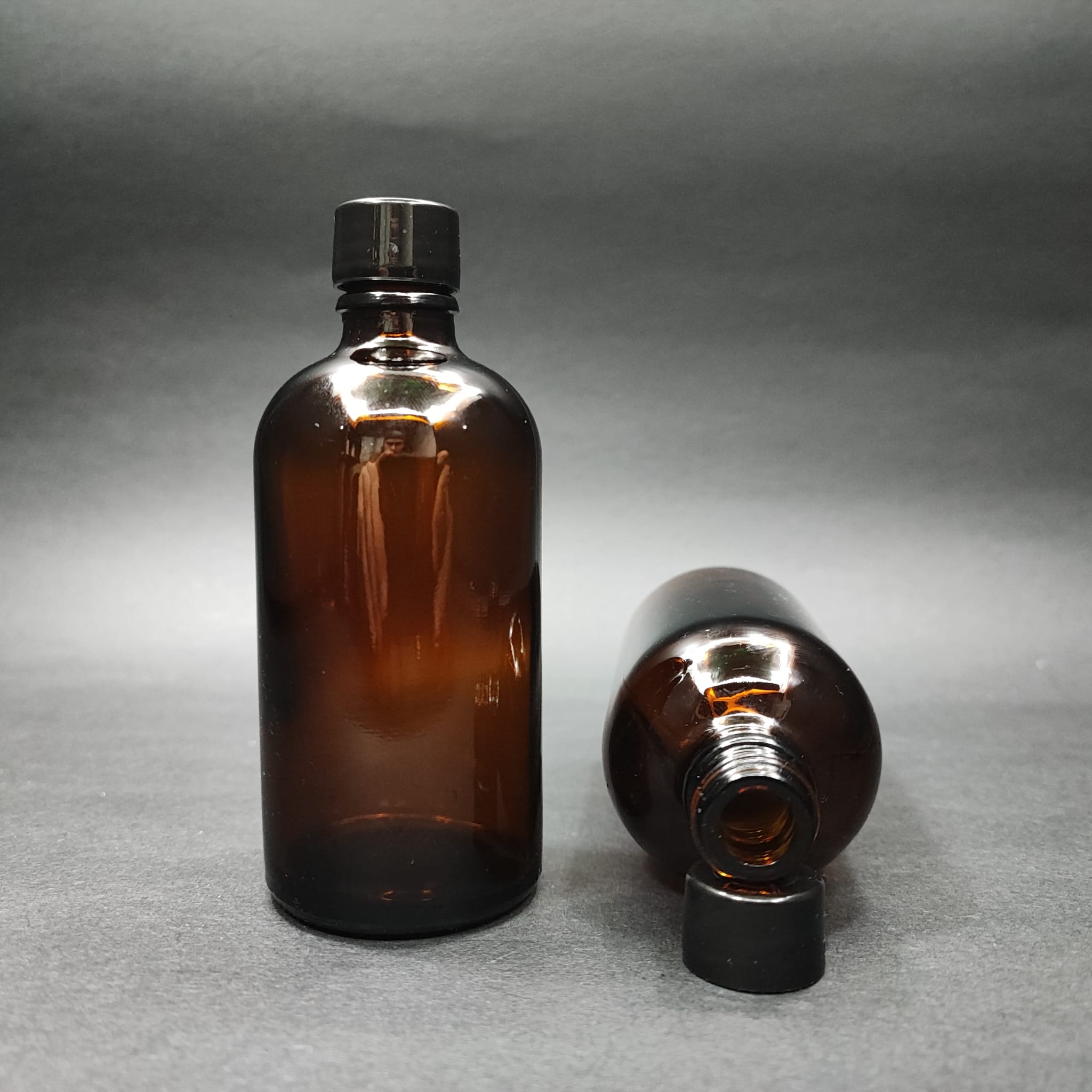 100 Cc Amber Cam Şişe + Kendinden Contalı Sızdırmaz Siyah Kapak - 100 Ml Kapaklı Kahverengi Cam Şişe