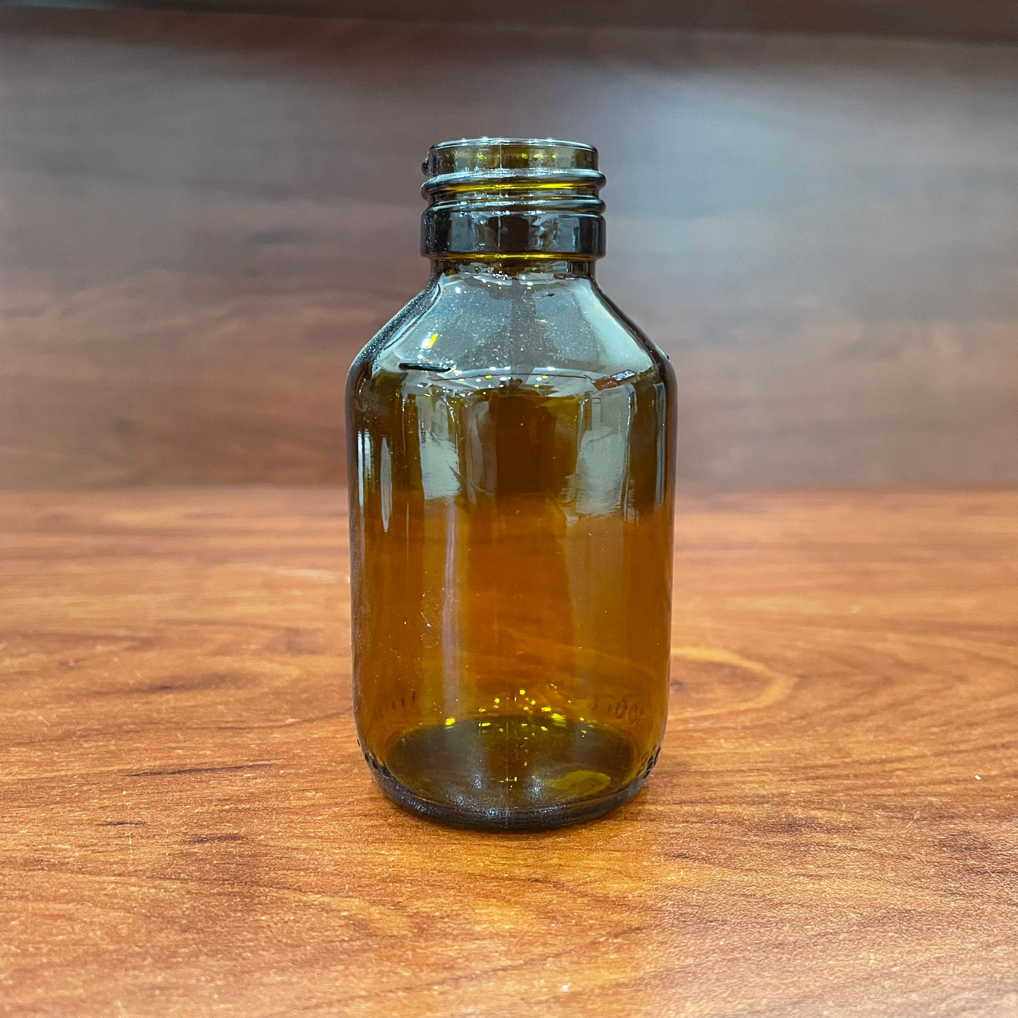 100 Cc Amber Cam Şişe Tombul -Kapaksız (28 Ağız) - 100 Ml Cam Şişe - Kahverengi Ecza Şişesi - Şişecam Ürün Kodu: 719810 İle Eşdeğerdir
