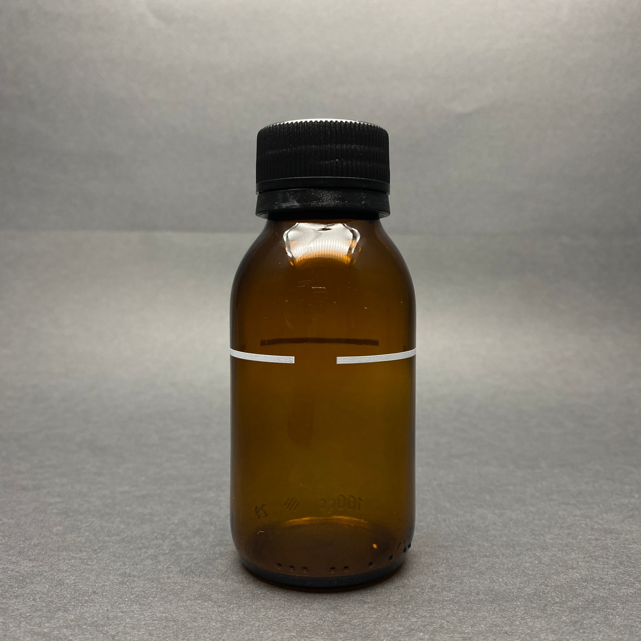 100 Cc Amber Çizgili Model Cam Şişe - Siyah Kilitli Contalı Plastik Kapaklı - 100 Ml Kahverengi Boş Şurup Şişesi (Ağız Çapı 31 Mm) - Kapak Markası Berıcap