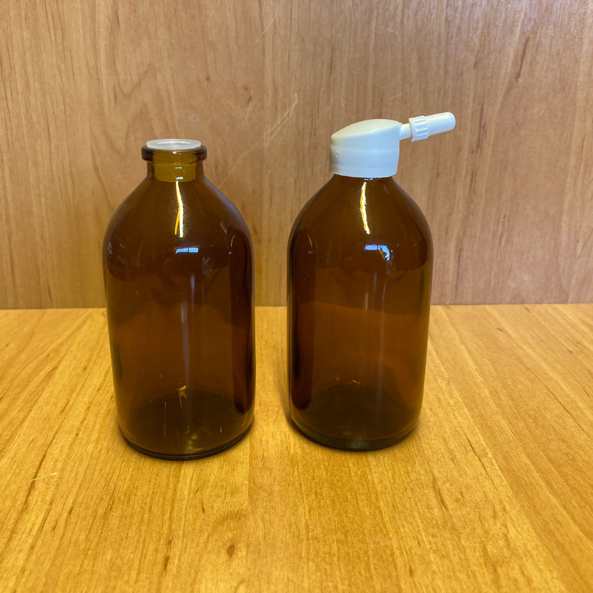 100 Cc Amber Flakon Penisilin Şişesi - Beyaz Tank Damlalıklı - Plastik Tıpalı - 100 Ml Damlalıklı Kahverengi Cam Şişe