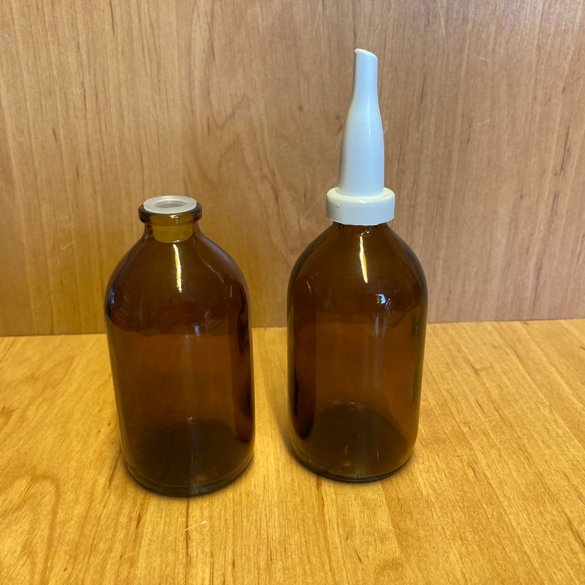 100 Cc Amber Flakon Penisilin Şişesi - Beyaz Üstten Damlalıklı - Plastik Tıpalı - 100 Ml Damlalıklı Kahverengi Cam Şişe