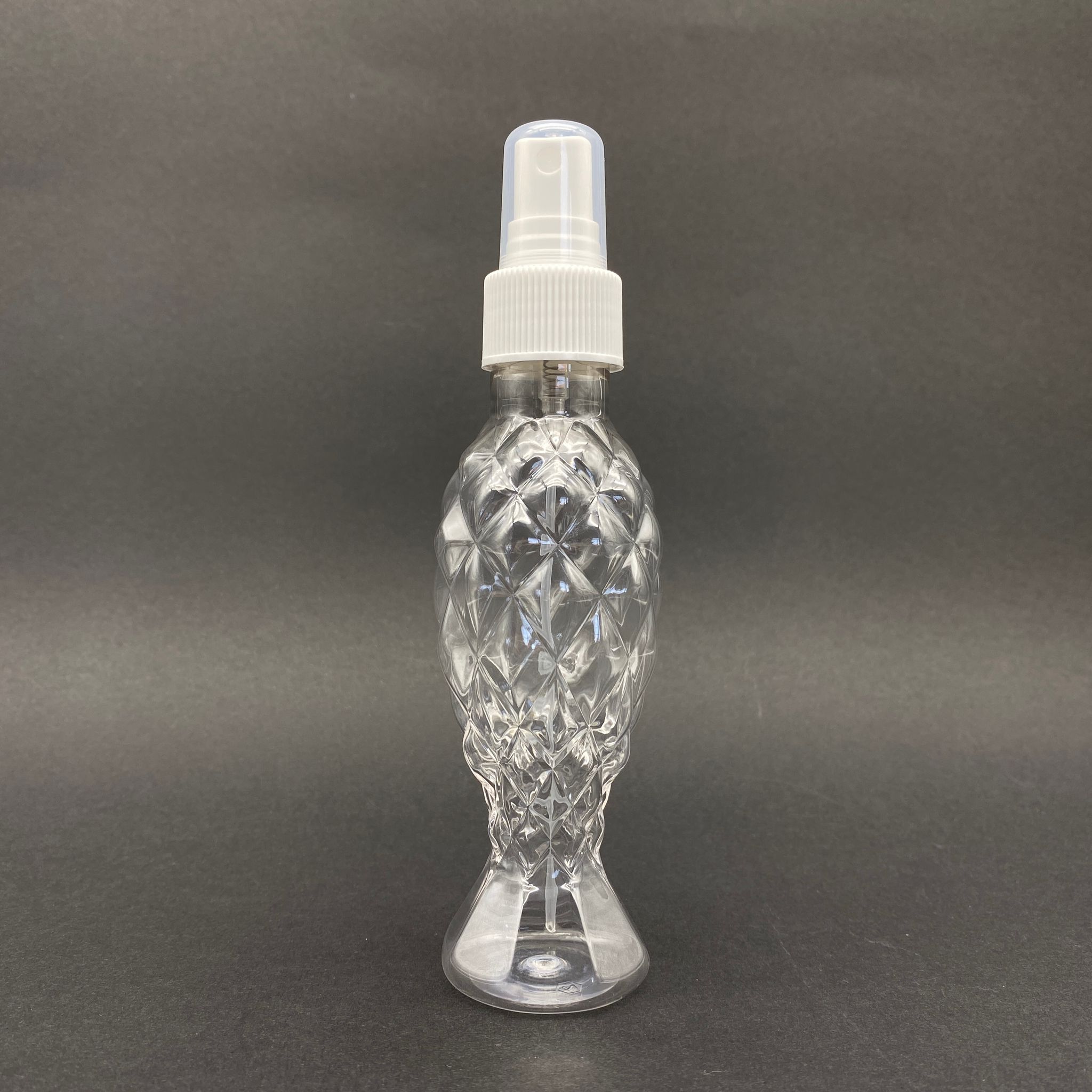 100 Cc Balıksırtı Şişe - Beyaz Spreyli Takım - 100 Ml Spreyli Plastik Kolonya Şişesi
