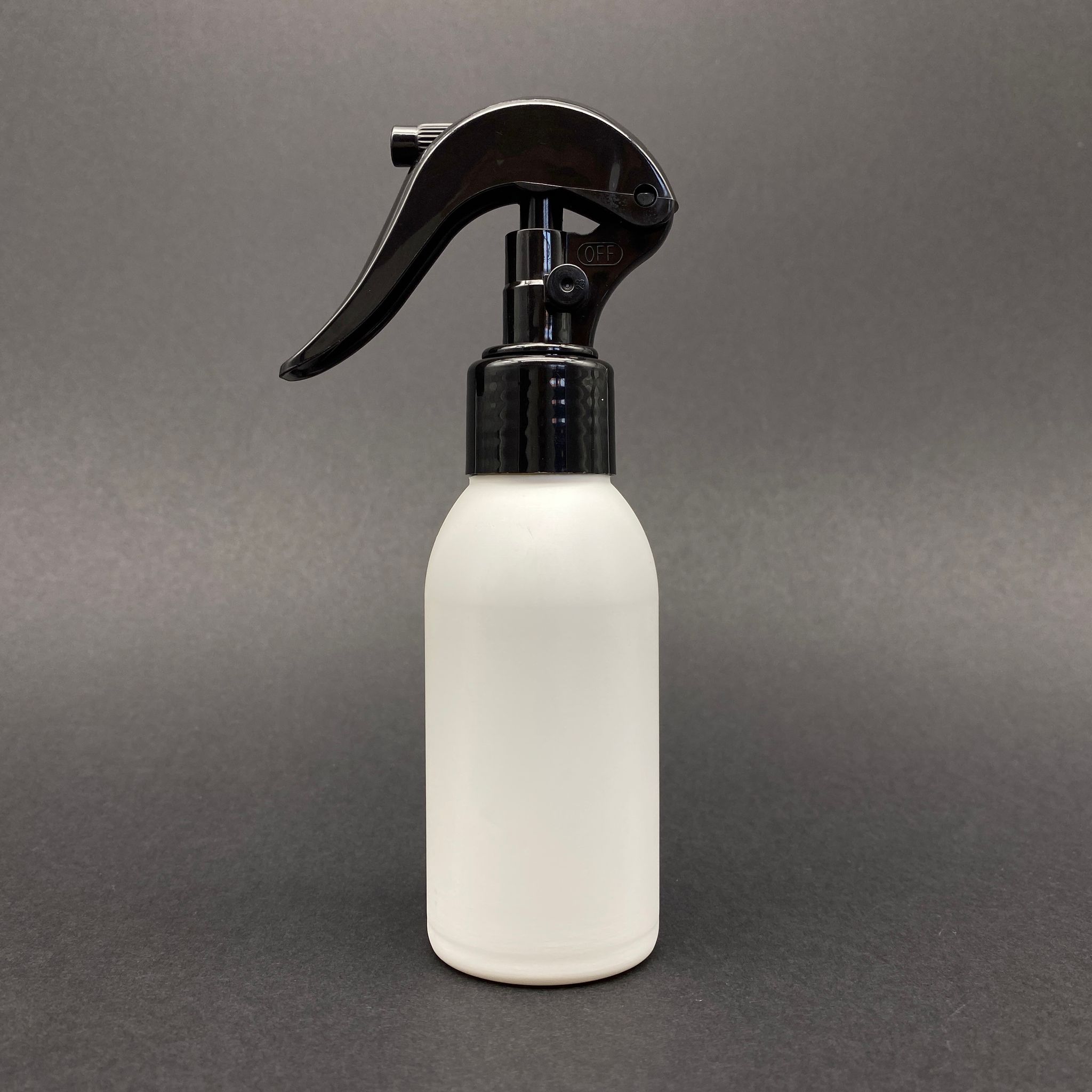 100 Cc Beyaz Polietilen Sert Şişe - Siyah Triger Spreyli - 100 Ml Spreyli Plastik Şişe