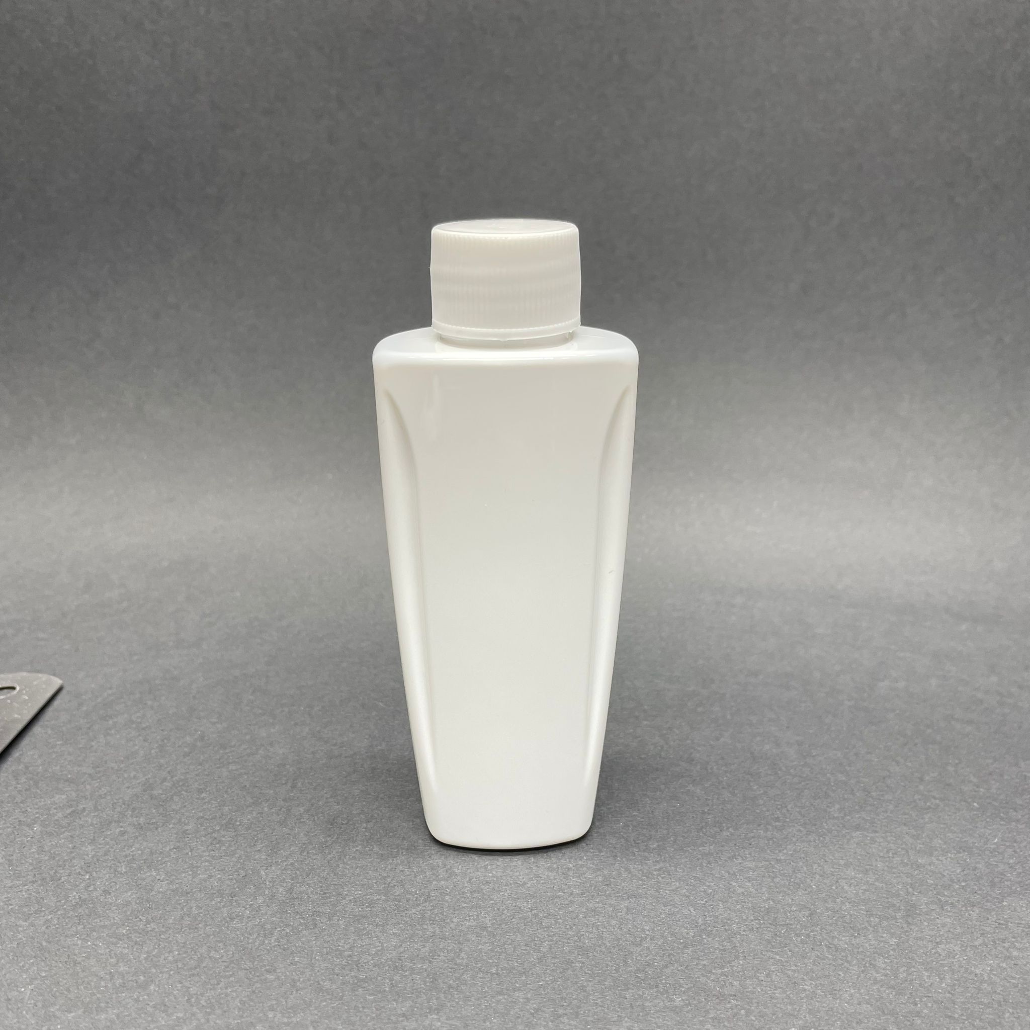 100 Cc Beyaz Sert Pet Şişe (Loreal Paris Model) Beyaz Kapaklı - 100 Ml Kozmetik Pet Şişe