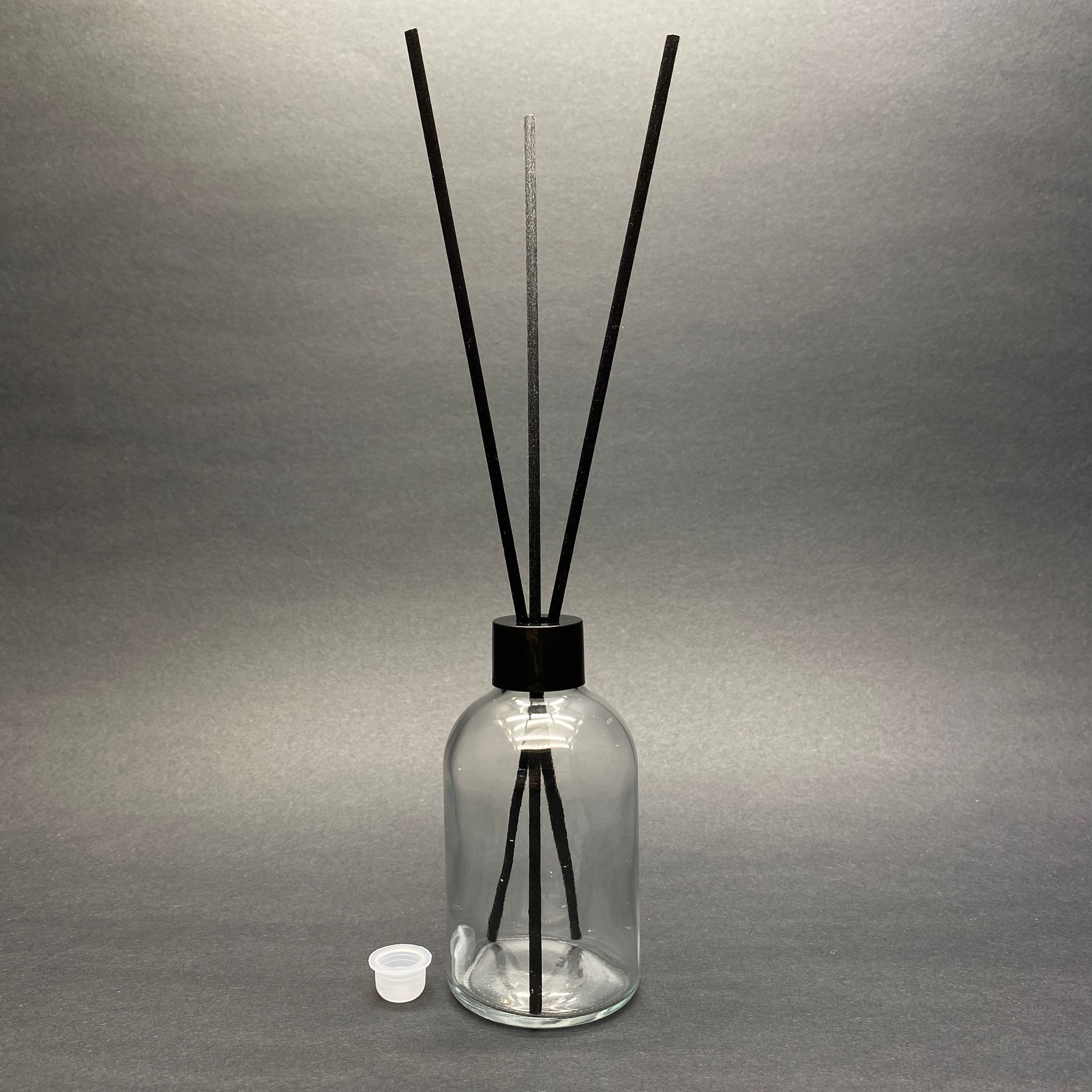 100 Cc Cam Bambu Oda Kokusu Şişesi - 100 Ml Çubuklu Bambu Oda Kokusu Şişesi - Difüzör Şişe- Cam Şişe + Plastik Kapak + 3 Adet Fiber Siyah Bambu Çubuk