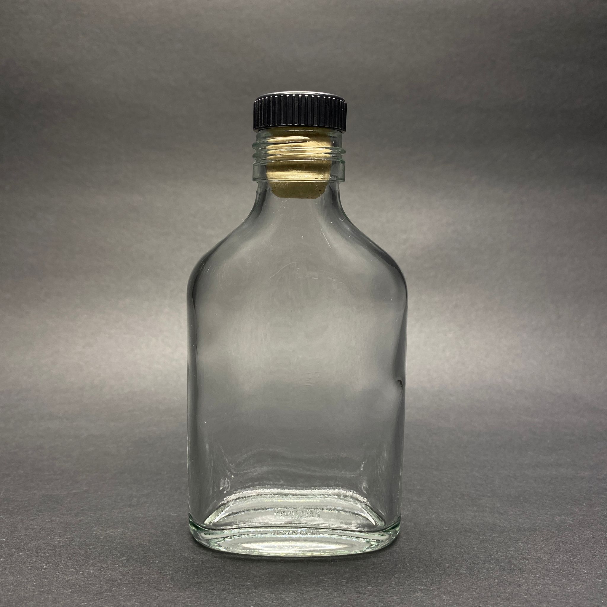 100 Cc Coldbrew Yassı Cam Şişe - Siyah Başlıklı Doğal Mantar Tıpalı - 100 Ml Yassı Soğuk Kahve Şişe