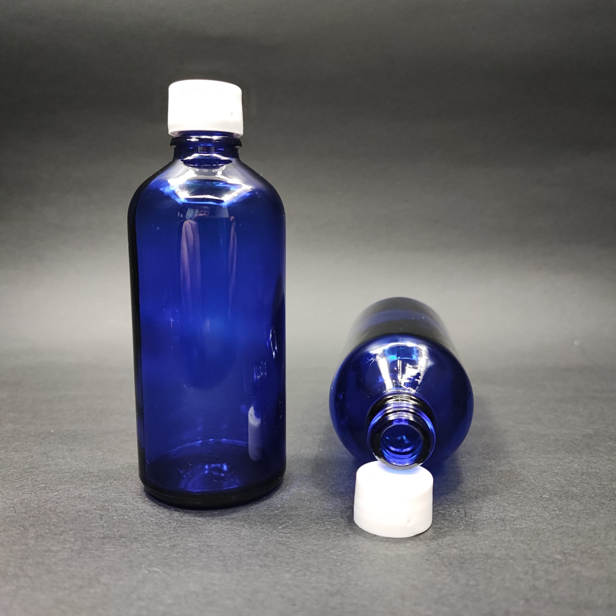 100 Cc Mavi Cam Şişe + Kendinden Contalı Sızdırmaz Beyaz Kapak - 100 Ml Kapaklı Cam Şişe