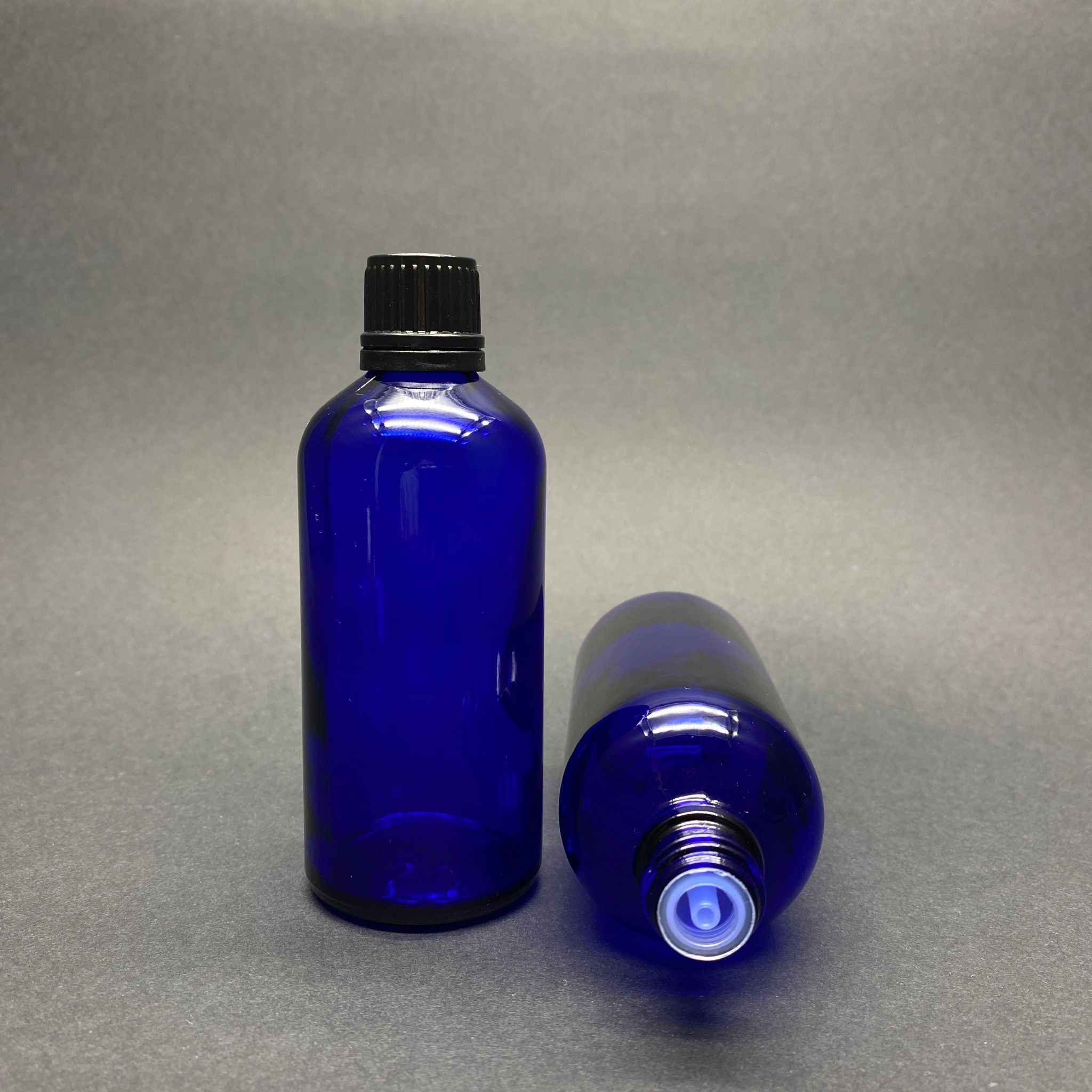 100 Cc Mavi İçten Damlalıklı (Opsiyonel Damlalık) - Siyah Kilitli Kapaklı Cam Şişe - 100 Ml Kolonya Tıpalı Cam Şişe
