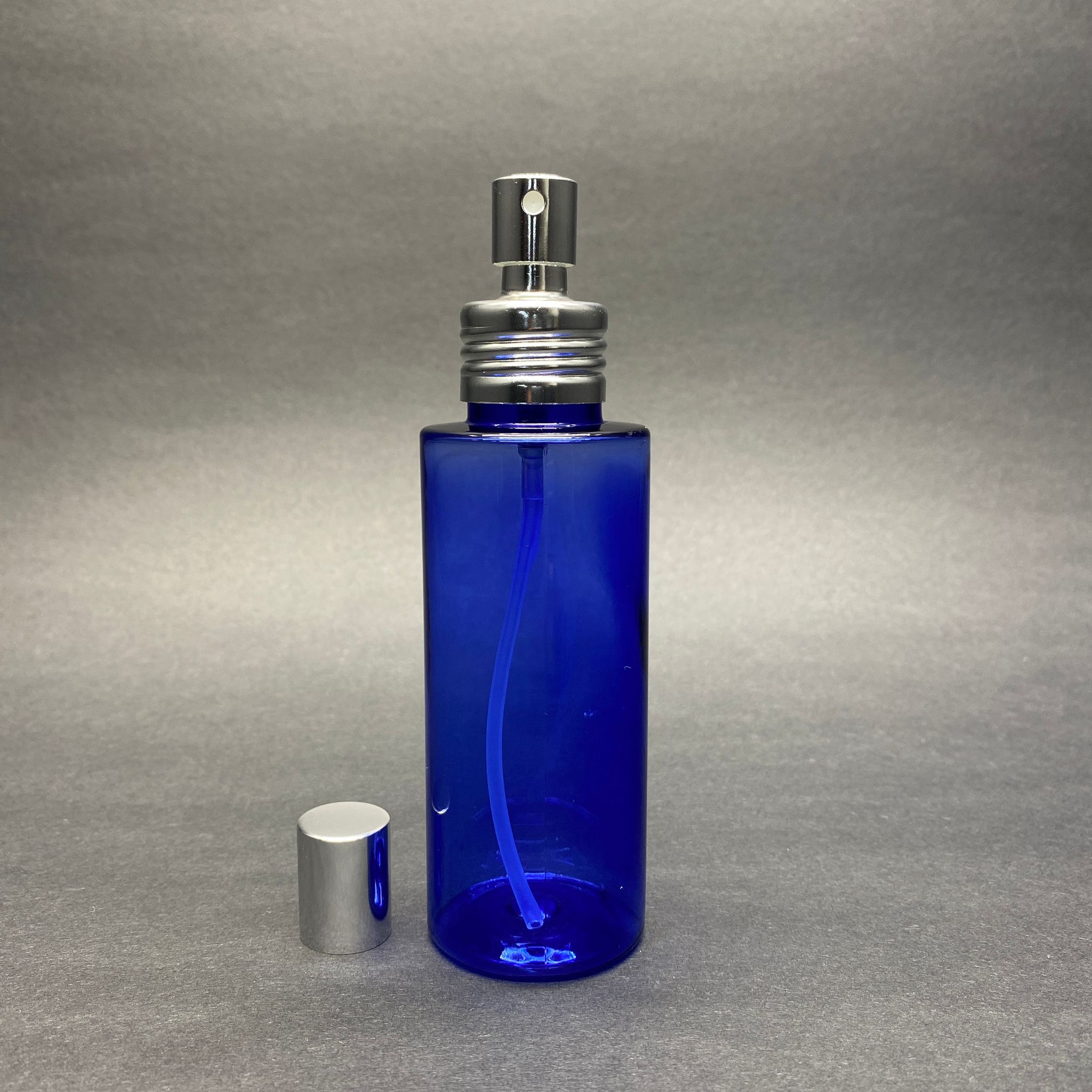 100 Cc Mavi Küt Model Parfüm Kolonya Pet Şişe - Metal Spreyli Takım - 100 Ml Lüx Spreyli Parfüm - Kolonya Şişesi (Vidalı Ağız, Manüel Kapanıp Açılabilir)