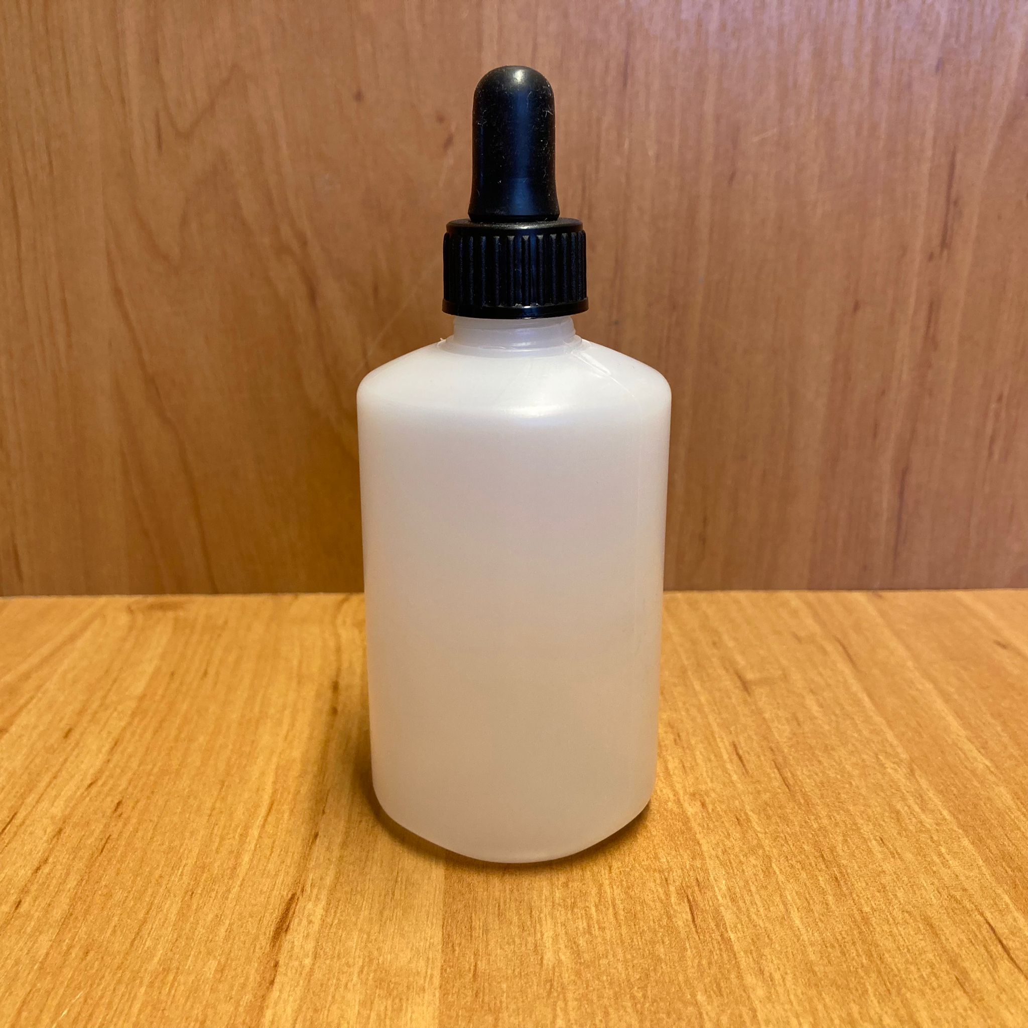 100 Cc Natürel (Yarı Saydam) Sert Plastik Cam Damlalıklı Şişe - Siyah Emzik - Siyah Plastik Kapak - 100 Ml Plastik Cam Damlalıklı Şişe