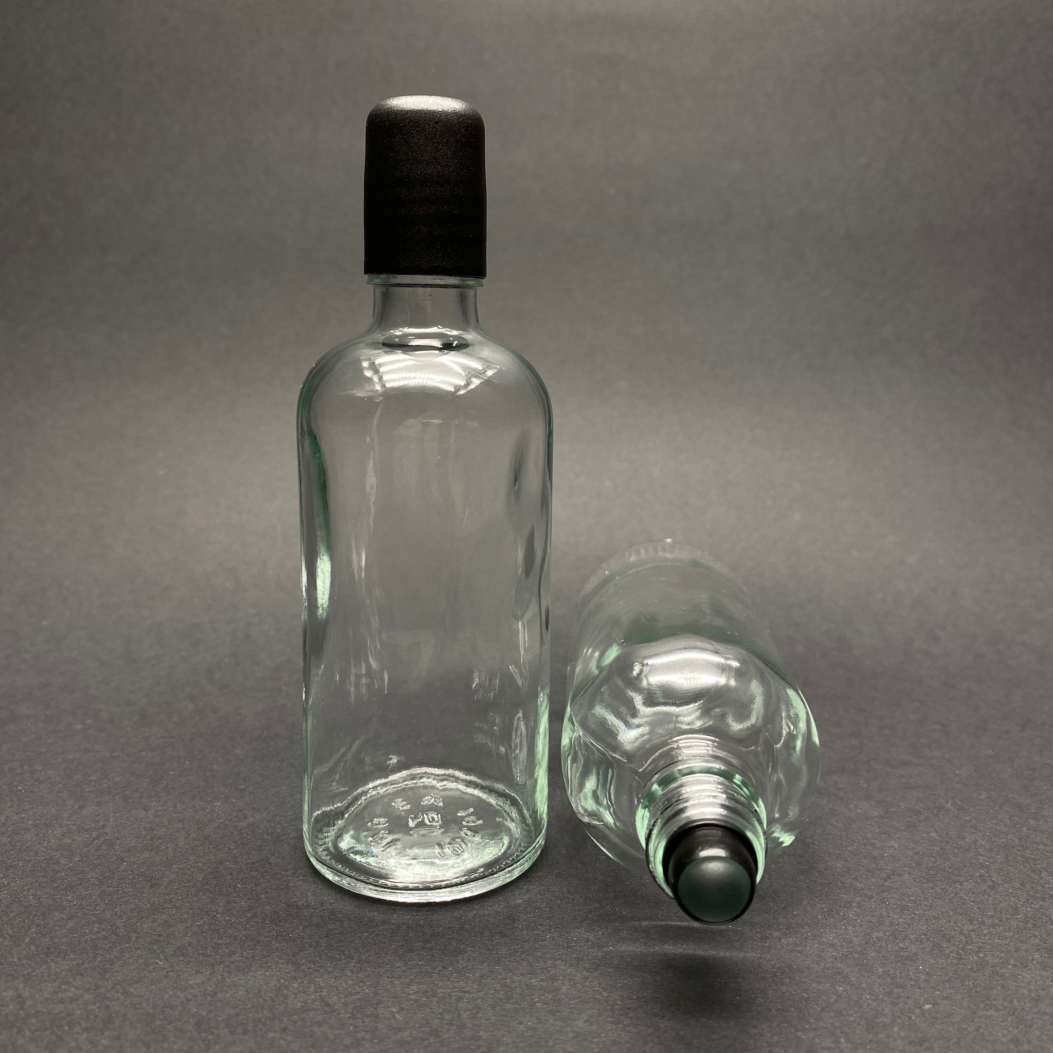 100 Cc Şeffaf Cam Roll-On Şişesi - Siyah Kapaklı - 100 Ml Cam Bilyeli Şişe - Cam Roll On Şişe - Cam Esans Şişesi