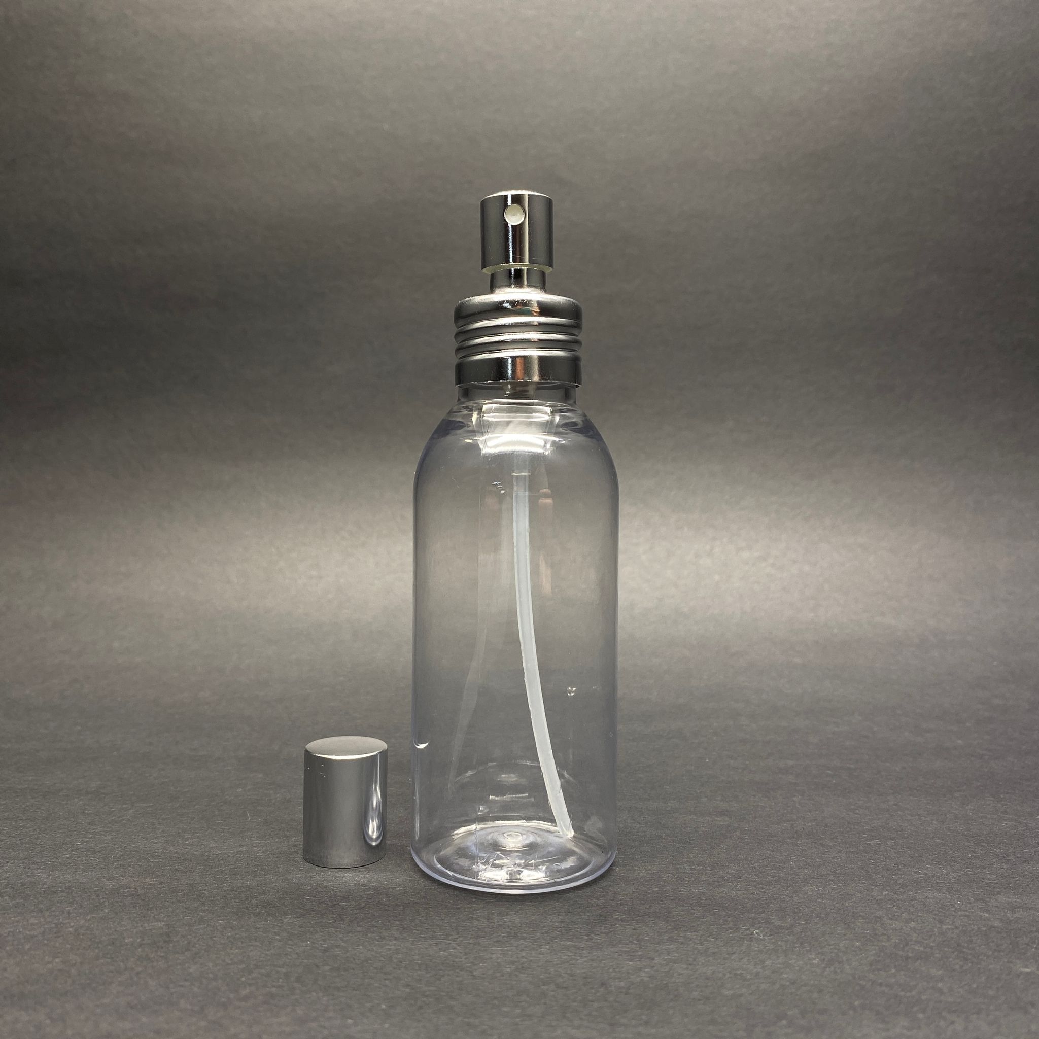 100 Cc Sert Oval Model Parfüm Kolonya Pet Şişe - Metal Spreyli Takım - 100 Ml Lüx Spreyli Parfüm - Kolonya Şişesi (Vidalı Ağız, Manüel Kapanıp Açılabilir)