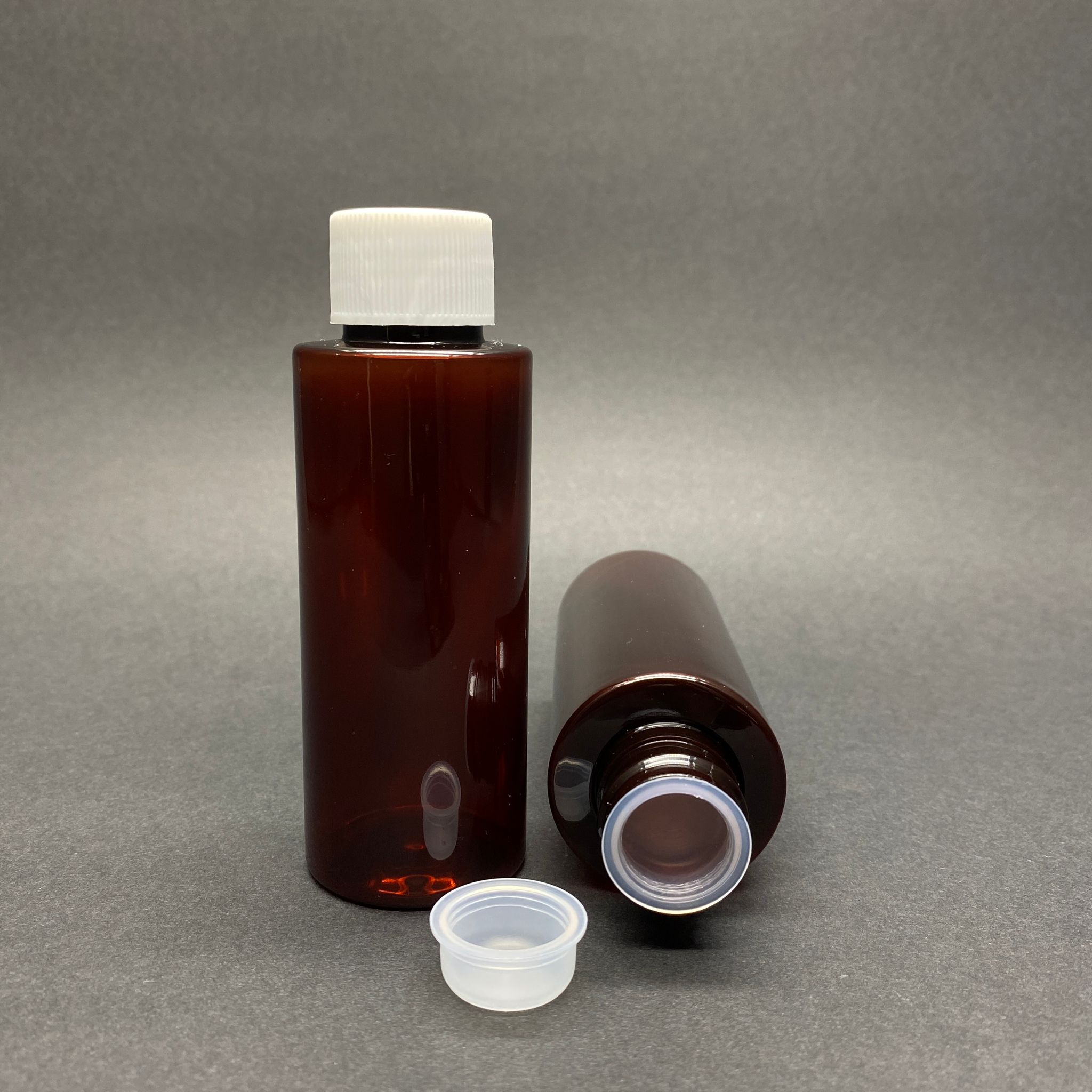 100 Cc Silindir Keskin Küt Model Sert (17 Gr) Pet Şişe - Beyaz Contalı Kapaklı + Kör Tıpalı - Ağız Çapı 24 Mm - Amber