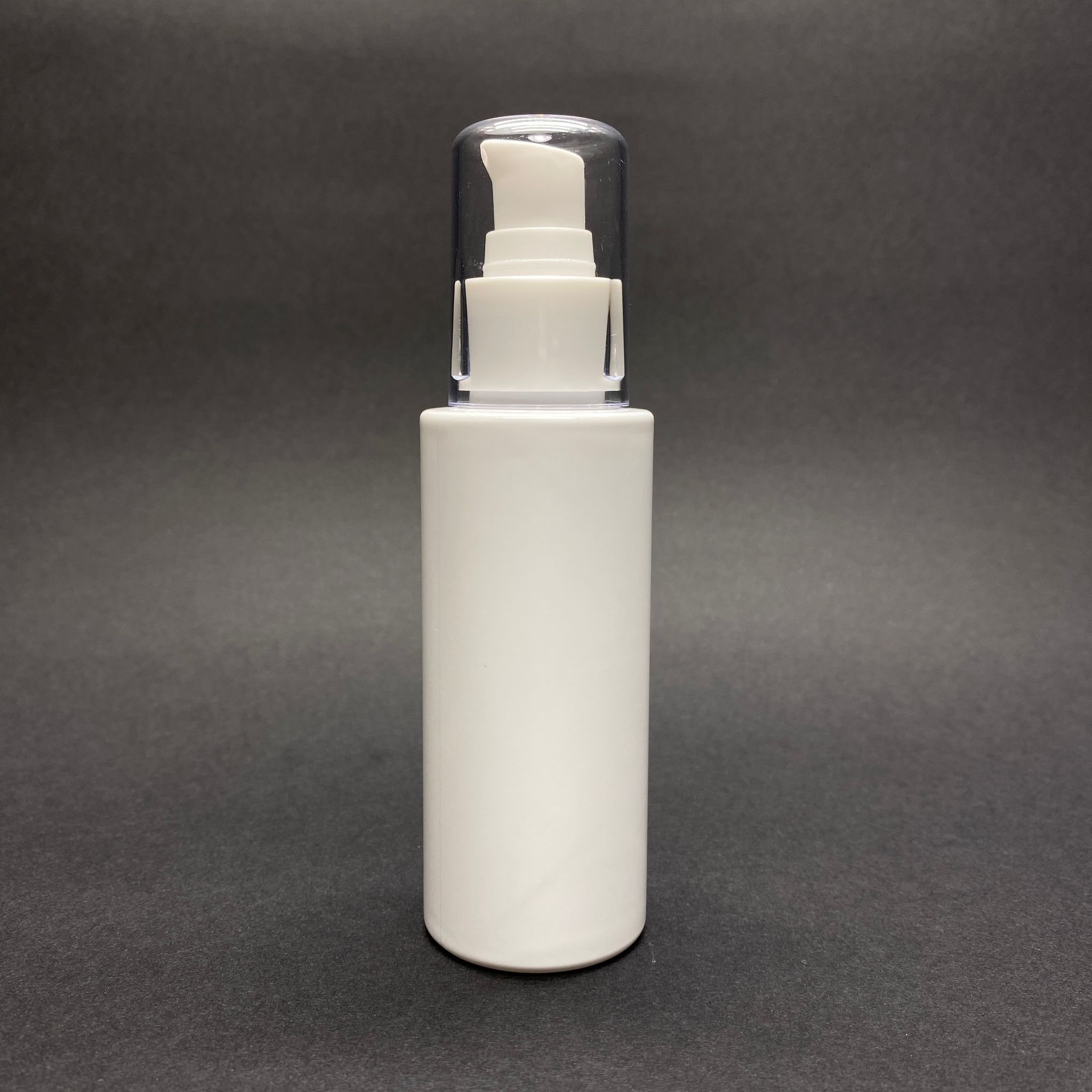100 Cc Silindir Keskin Küt Model Sert (17 Gr) Pet Şişe - Beyaz Losyon Pompalı - Jel, Peelıng, Serum, Güneş Kremi Gibi Yoğun Kıvamlı Sıvılar İçin- Ağız Çapı 24 Mm - Beyaz