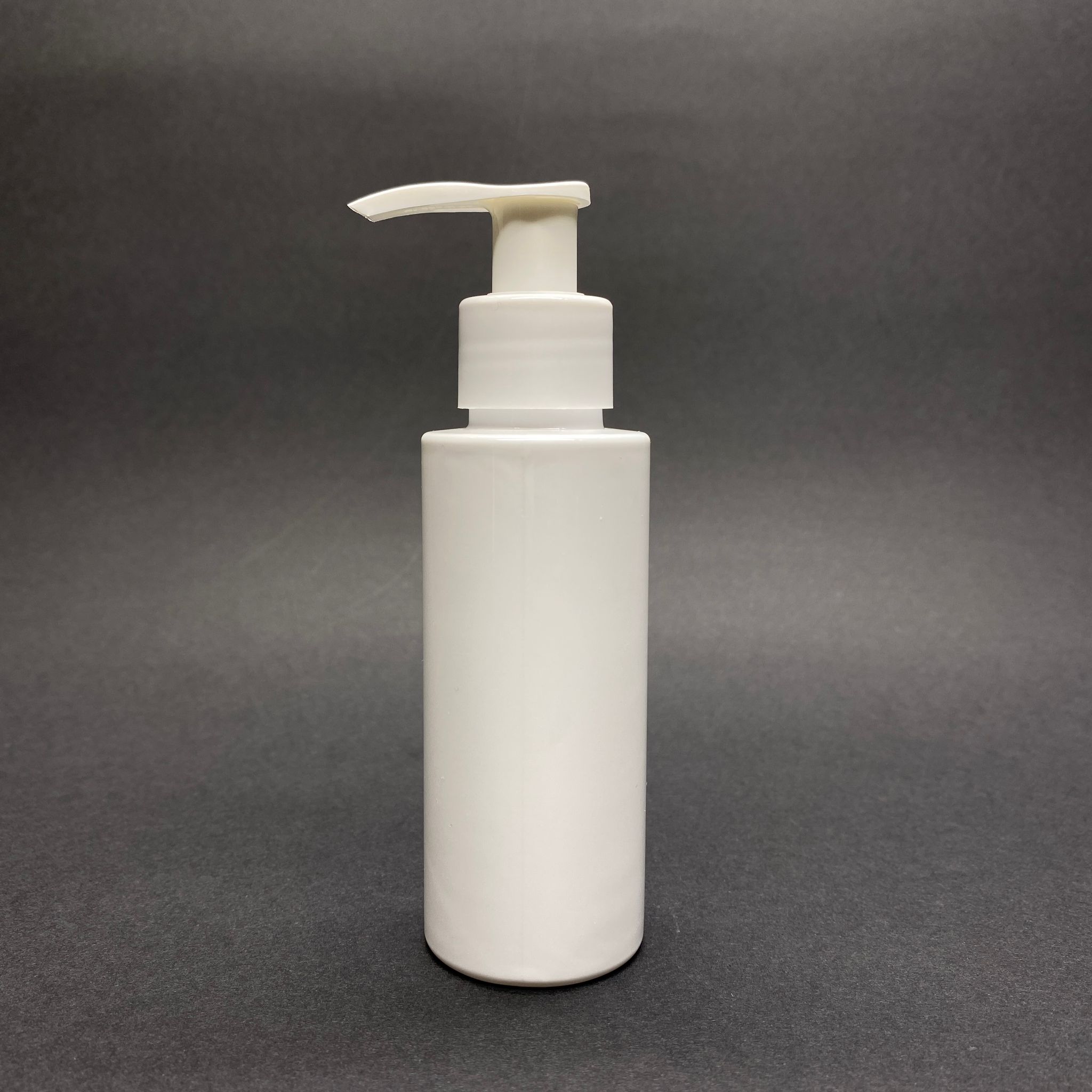 100 Cc Silindir Keskin Küt Model Sert (17 Gr) Pet Şişe - Beyaz Sıvı Sabun Pompalı - Jel, Peelıng, Serum, Güneş Kremi Gibi Yoğun Kıvamlı Sıvılar İçin- Ağız Çapı 24 Mm - Beyaz