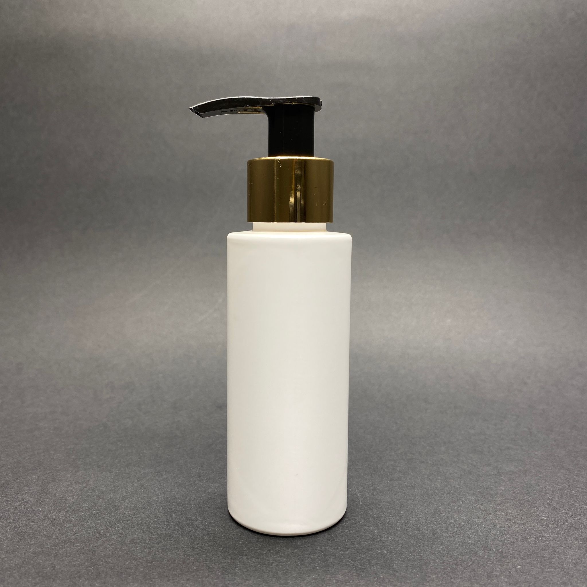 100 Cc Silindir Keskin Küt Model Sert (17 Gr) Pet Şişe - Gold Sıvı Sabun Pompalı - Jel, Peelıng, Serum, Güneş Kremi Gibi Yoğun Kıvamlı Sıvılar İçin- Ağız Çapı 24 Mm - Beyaz
