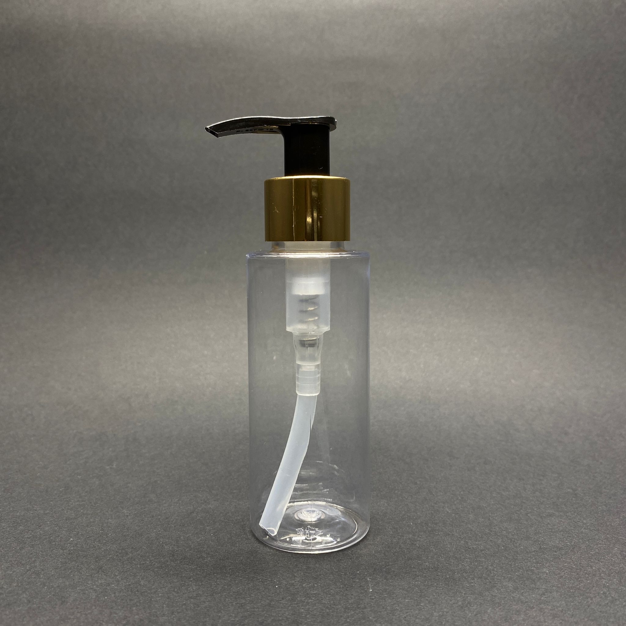 100 Cc Silindir Keskin Küt Model Sert (17 Gr) Pet Şişe - Gold Sıvı Sabun Pompalı - Jel, Peelıng, Serum, Güneş Kremi Gibi Yoğun Kıvamlı Sıvılar İçin- Ağız Çapı 24 Mm - Şeffaf
