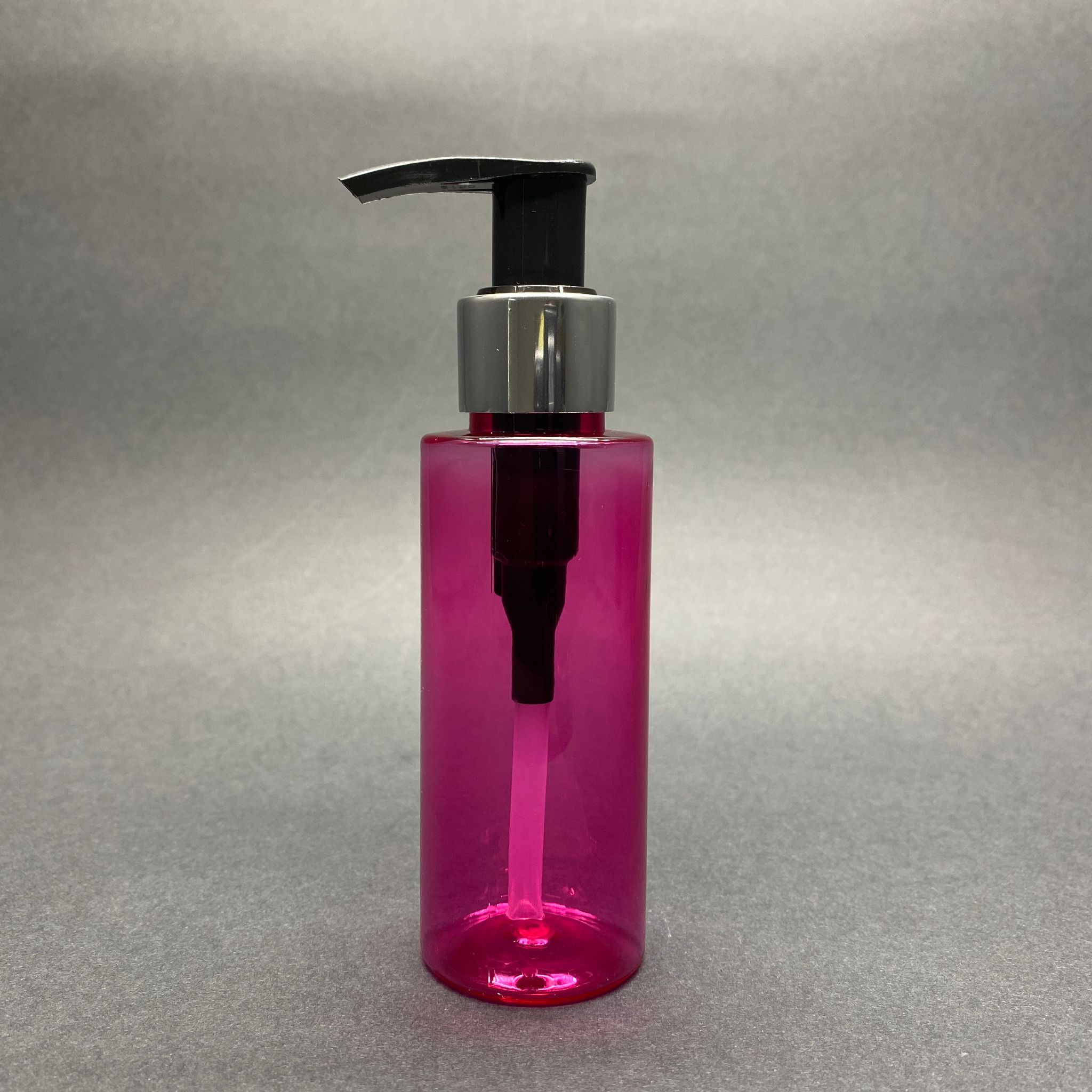 100 Cc Silindir Keskin Küt Model Sert (17 Gr) Pet Şişe - Gümüş Sıvı Sabun Pompalı - Jel, Peelıng, Serum, Güneş Kremi Gibi Yoğun Kıvamlı Sıvılar İçin- Ağız Çapı 24 Mm - Pembe
