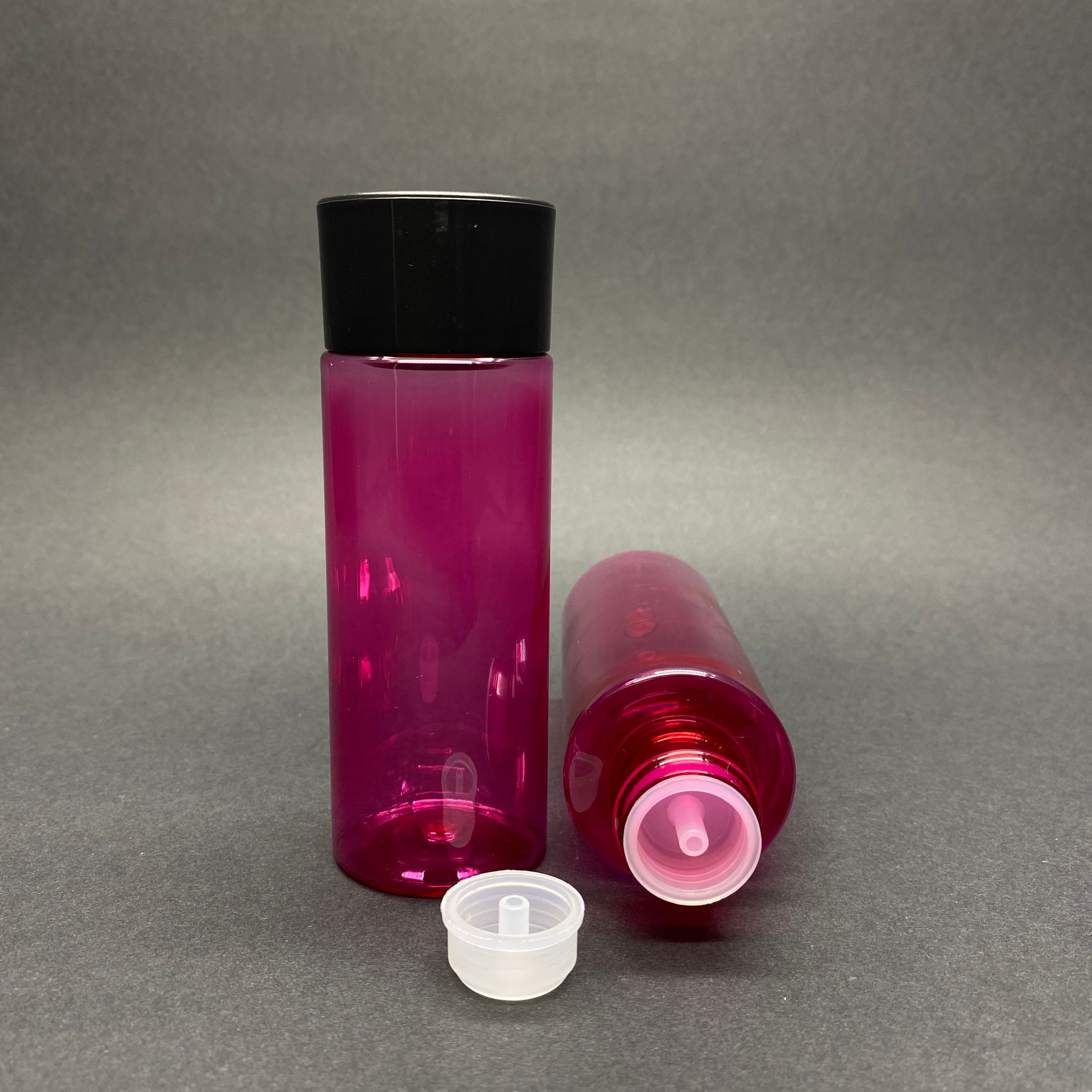 100 Cc Silindir Keskin Küt Model Sert (17 Gr) Pet Şişe - Siyah Derin Kapaklı + Kolonya Tıpalı - Ağız Çapı 24 Mm - Pembe (Kolonya Şişesi, Losyon Şişesi, Gülsuyu Şişesi, Şampuan Şişesi Vb. Çok Amaçlı Kalın Pet Şişe)