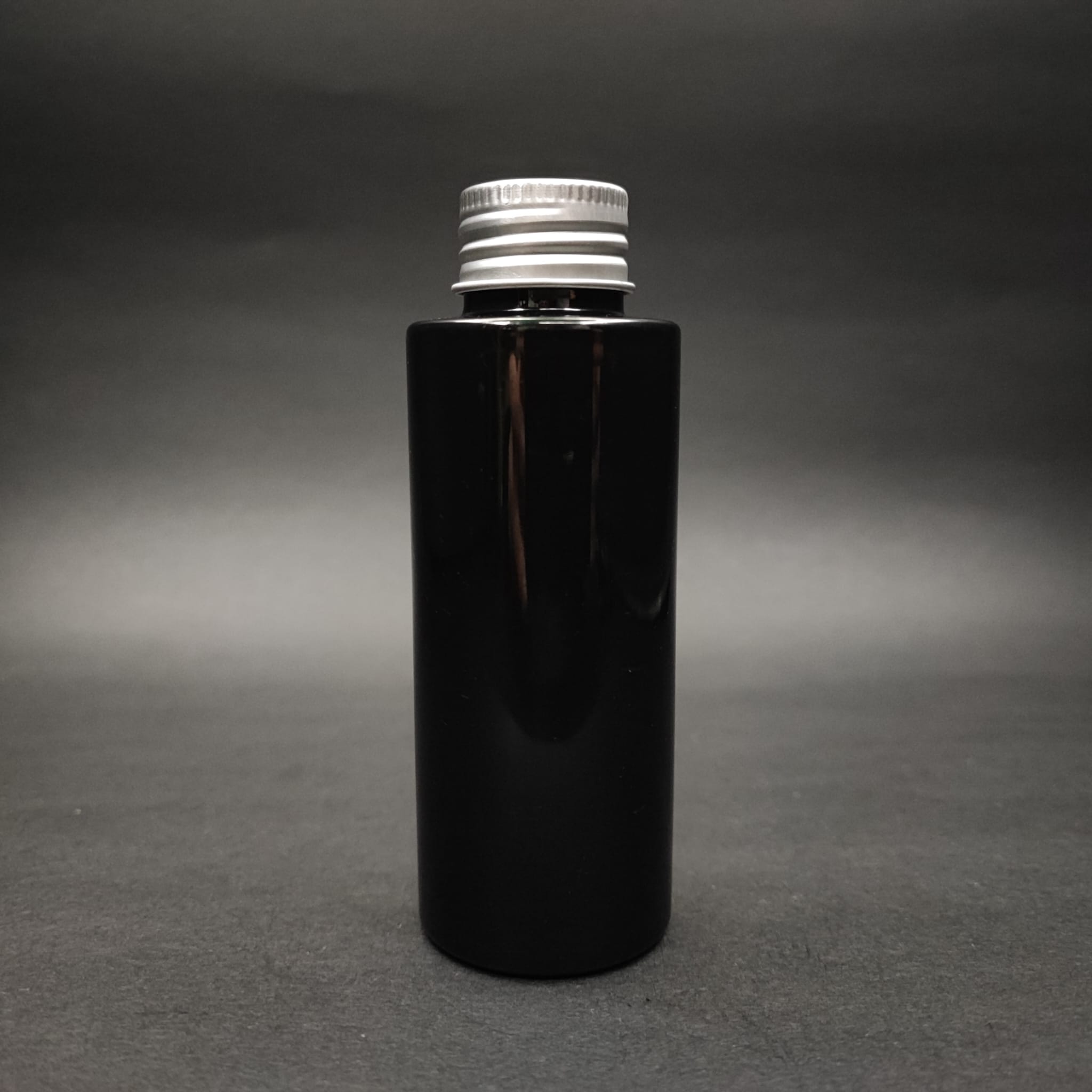 100 Cc Siyah Küt Plastik Şişe - Gümüş Metal Kapaklı - 100 Ml Küt Model Pet Şişe