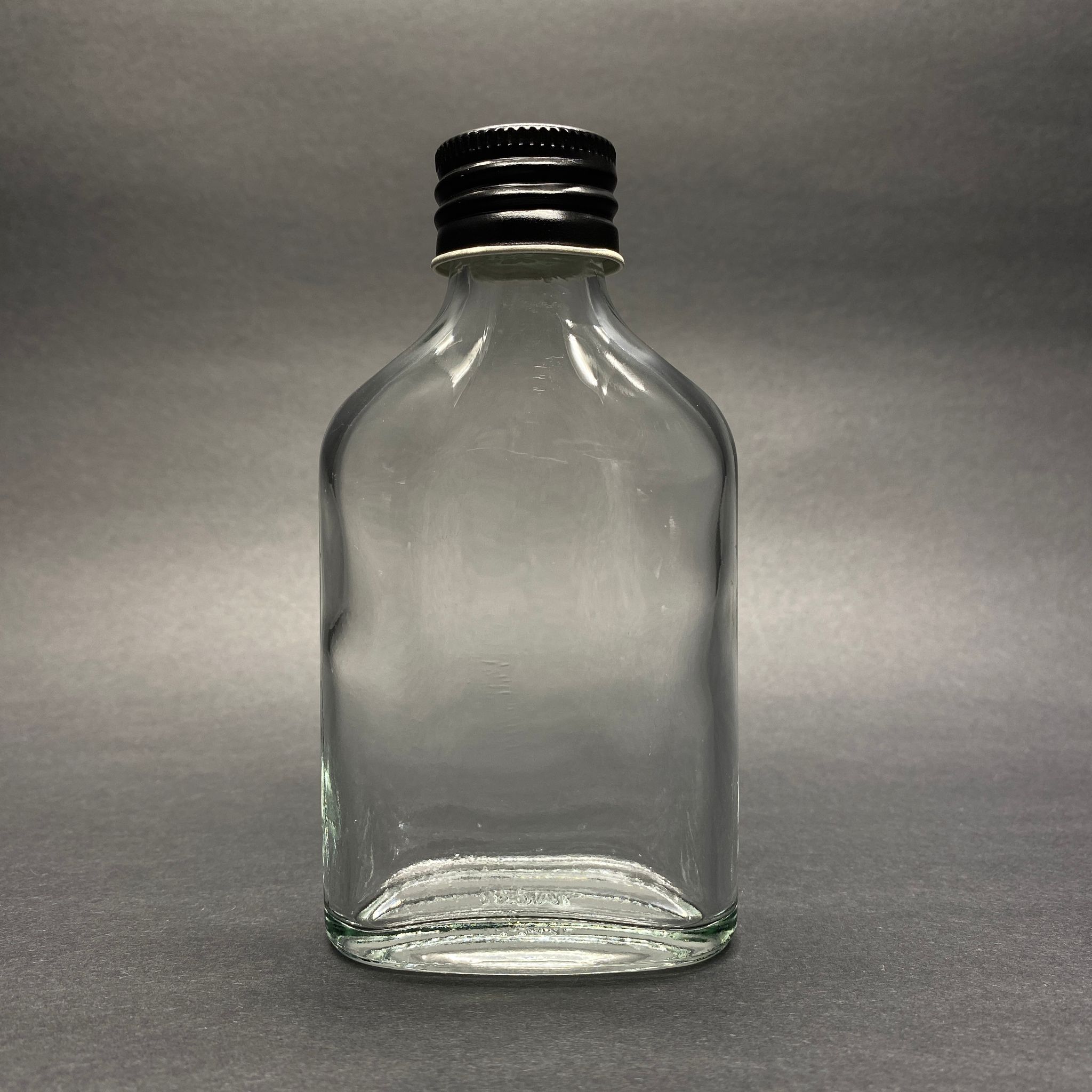 100 Cc Yassı Cam Şişe - Siyah Metal Alüminyum Kapaklı - 100 Ml Cam Şişe - Soğuk Kahve İçin Cold Brew Şişesi