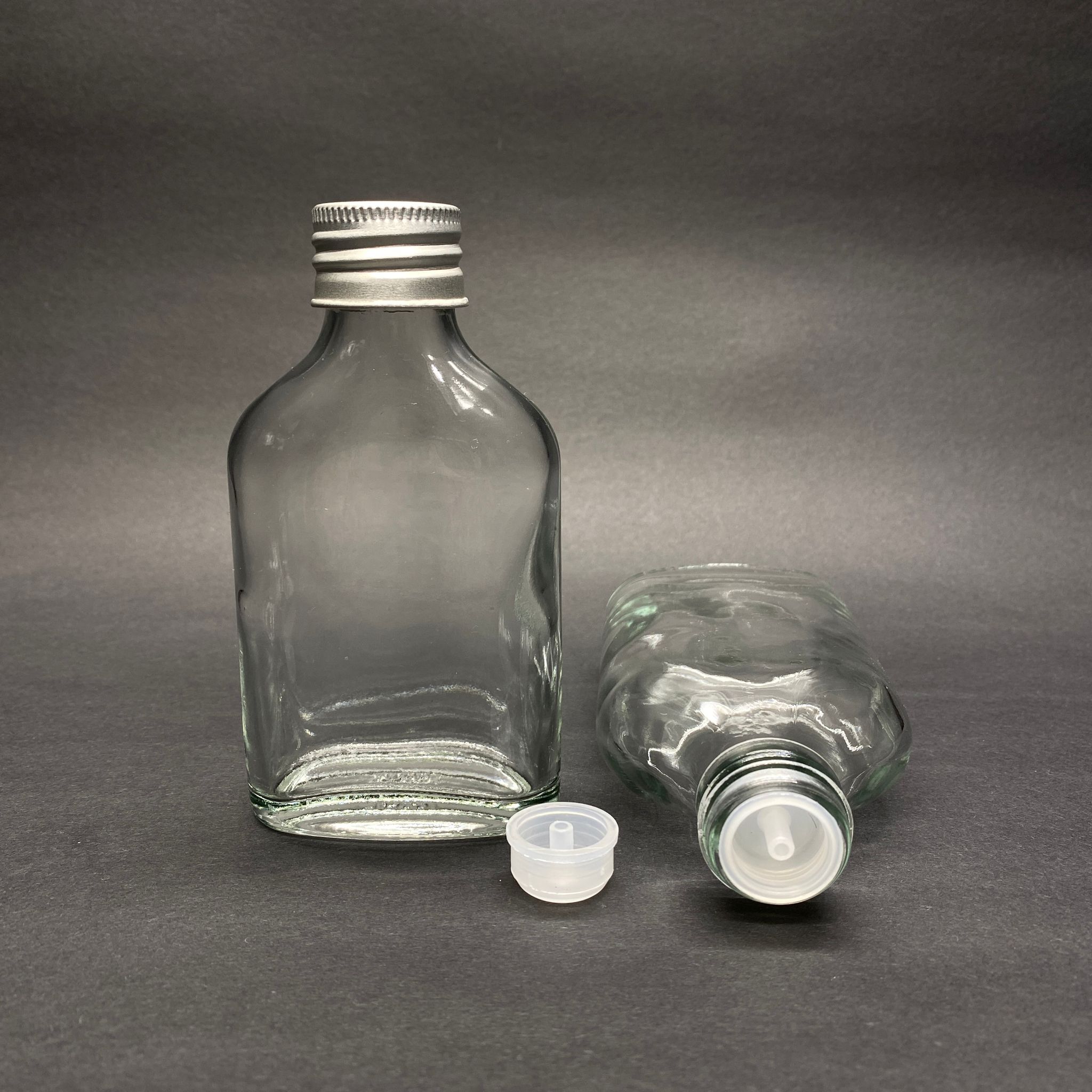 100 Cc Yassı Lüx Kolonya Cam Şişe - Gümüş Metal Alüminyum Kapaklı + Kolonya Tıpalı - 100 Ml Lüks Metal Kapaklı Cam Kolonya Şişesi