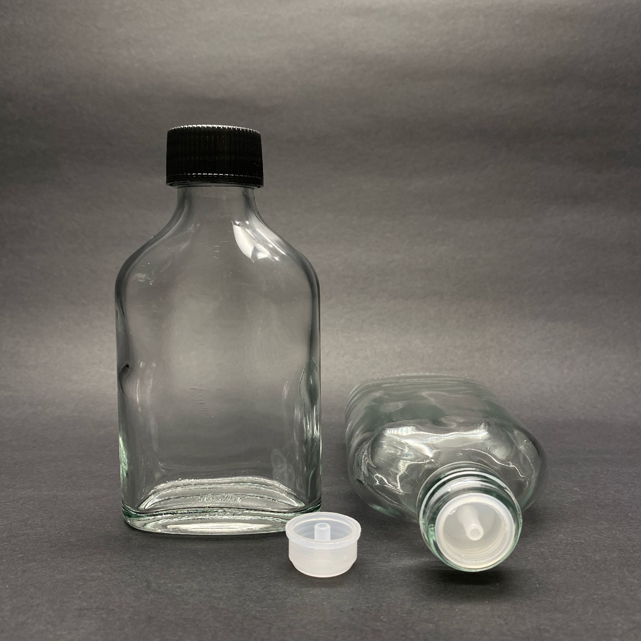 100 Cc Yassı Lüx Kolonya Cam Şişe - Siyah Kapaklı + Kolonya Tıpalı - 100 Ml Kapaklı Cam Kolonya Şişesi