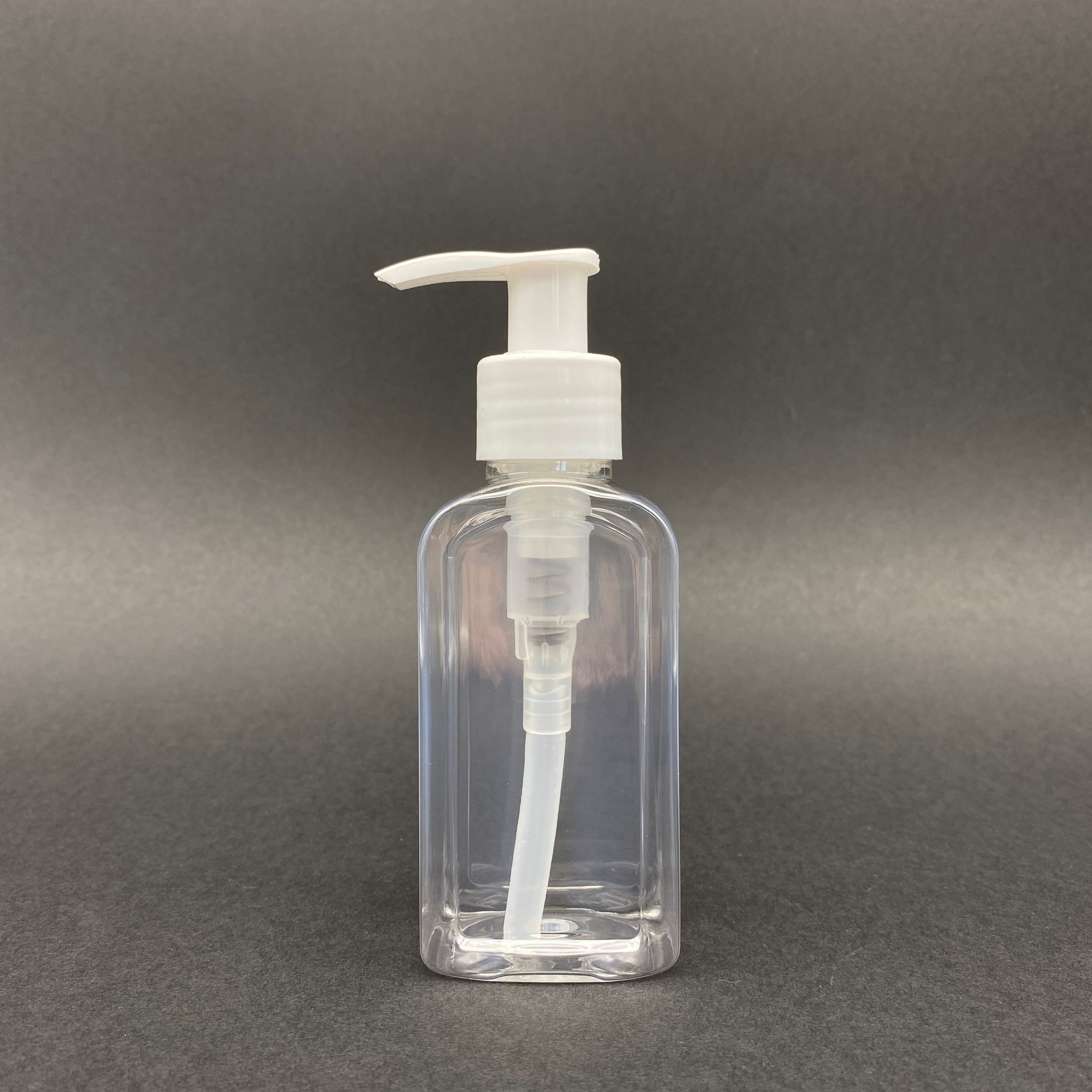100 Cc Yassı Şişe - Beyaz Pompalı - 100 Ml Yassı Plastik Pompalı Şişe (Yoğun Kıvamlı Sıvılarda Kullanılır)