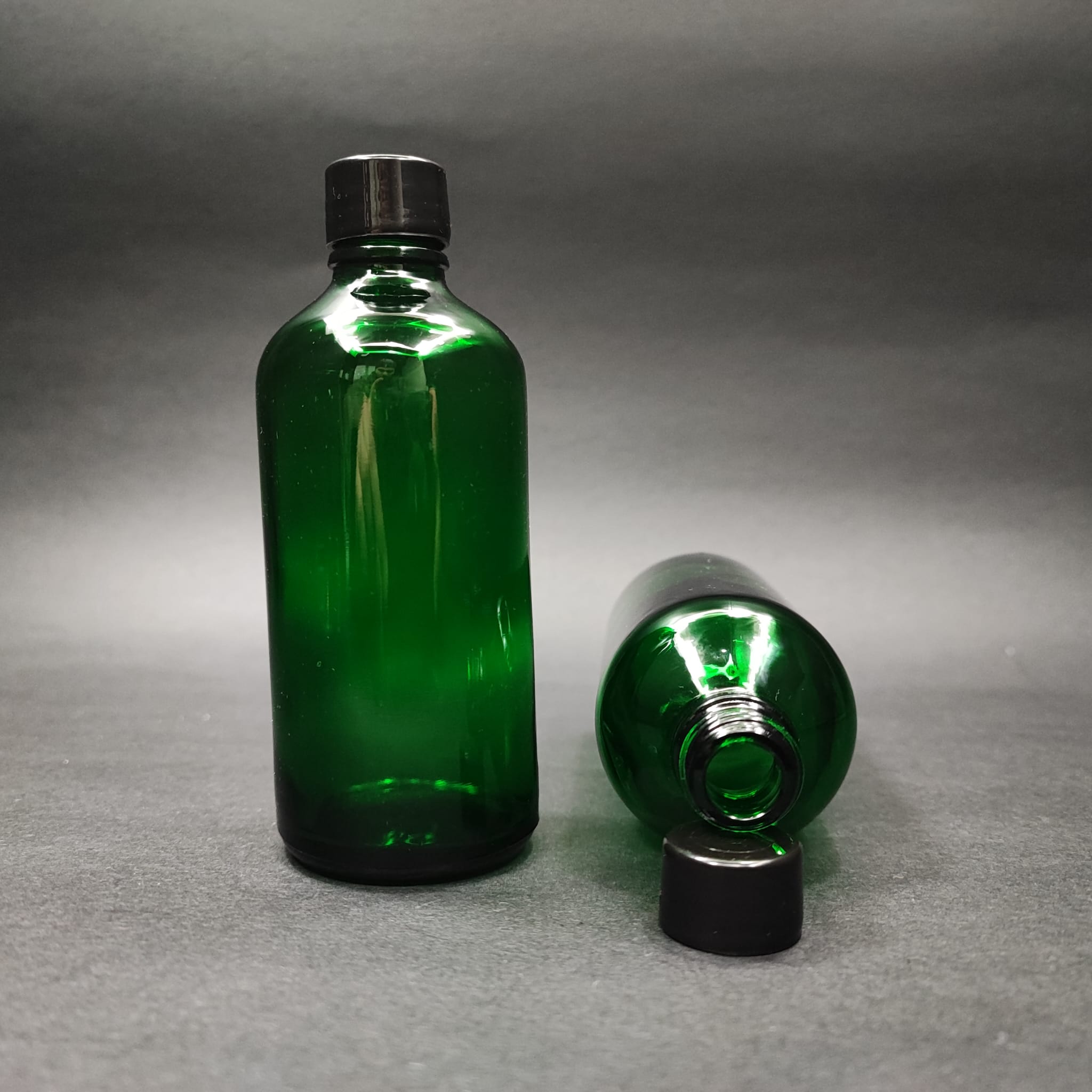 100 Cc Yeşil Cam Şişe + Kendinden Contalı Sızdırmaz Siyah Kapak - 100 Ml Kapaklı Cam Şişe