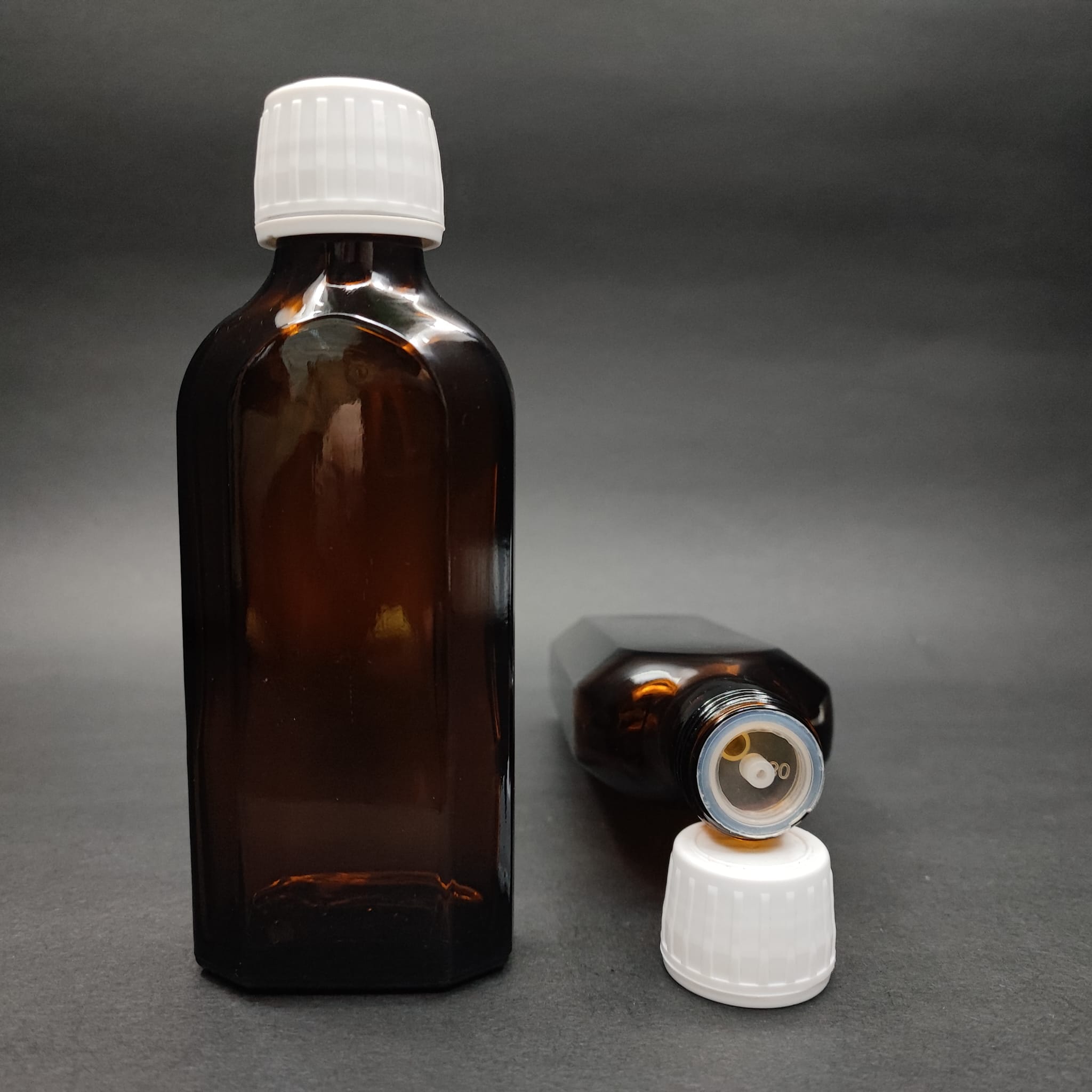 100 Ml Dolumu Kolay, Geniş Ağızlı İçten Damlalıklı Şişe (25 Mm Ağız)  - 100 Cc Beyaz Kilitli Damlalıklı Cam Ecza Şişesi - Amber Yassı Kahverengi