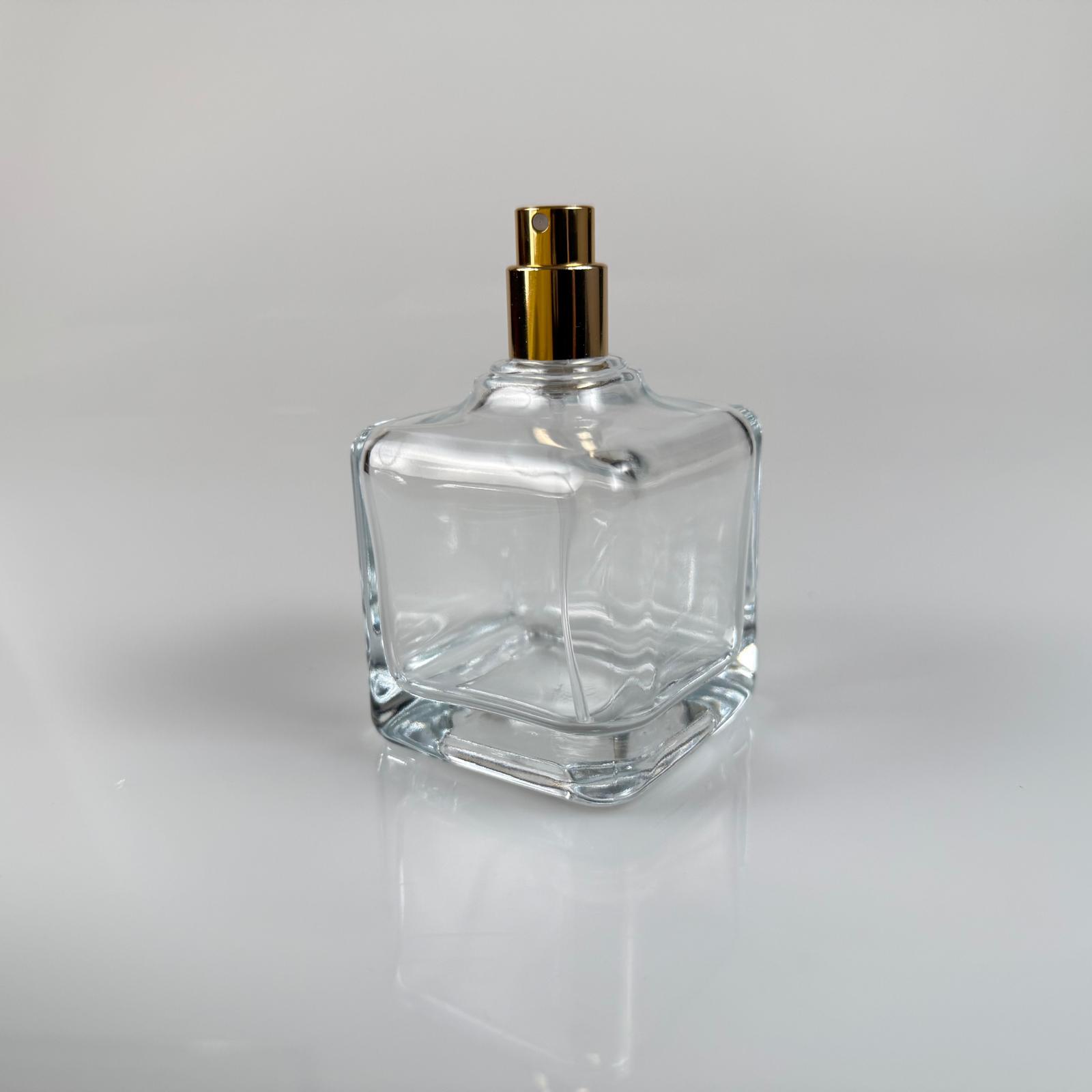 100 Ml Kare Model Lura Parfüm Şişesi - Gold Metal Spreyli (Ağız 15 Mm Geçme Kolay Kapama)