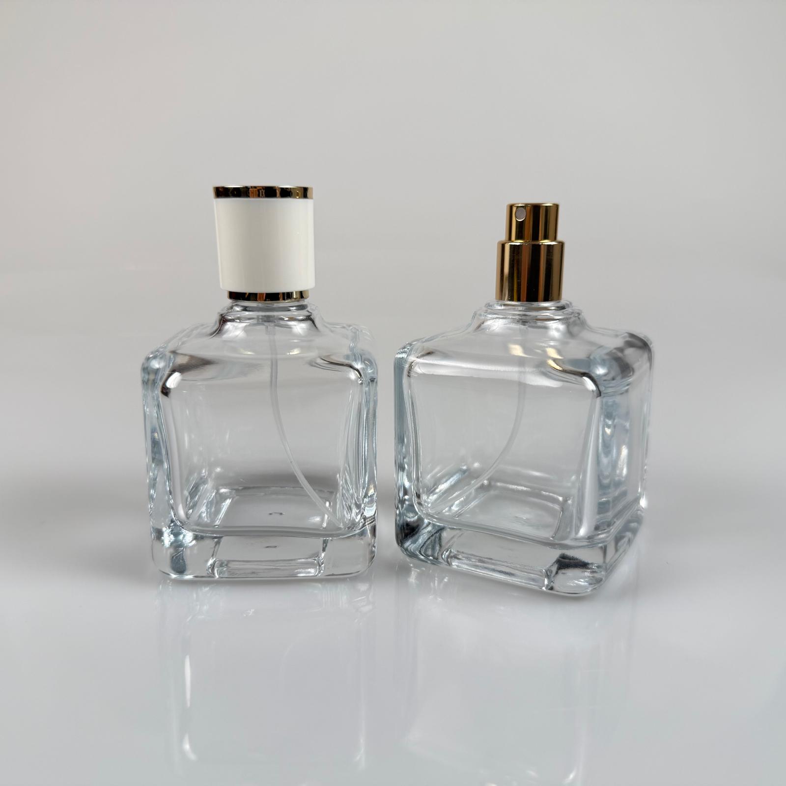 100 Ml Kare Model Lura Parfüm Şişesi - Gold Metal Spreyli + Gold Beyaz Kapaklı (Ağız 15 Mm Geçme Kolay Kapama)