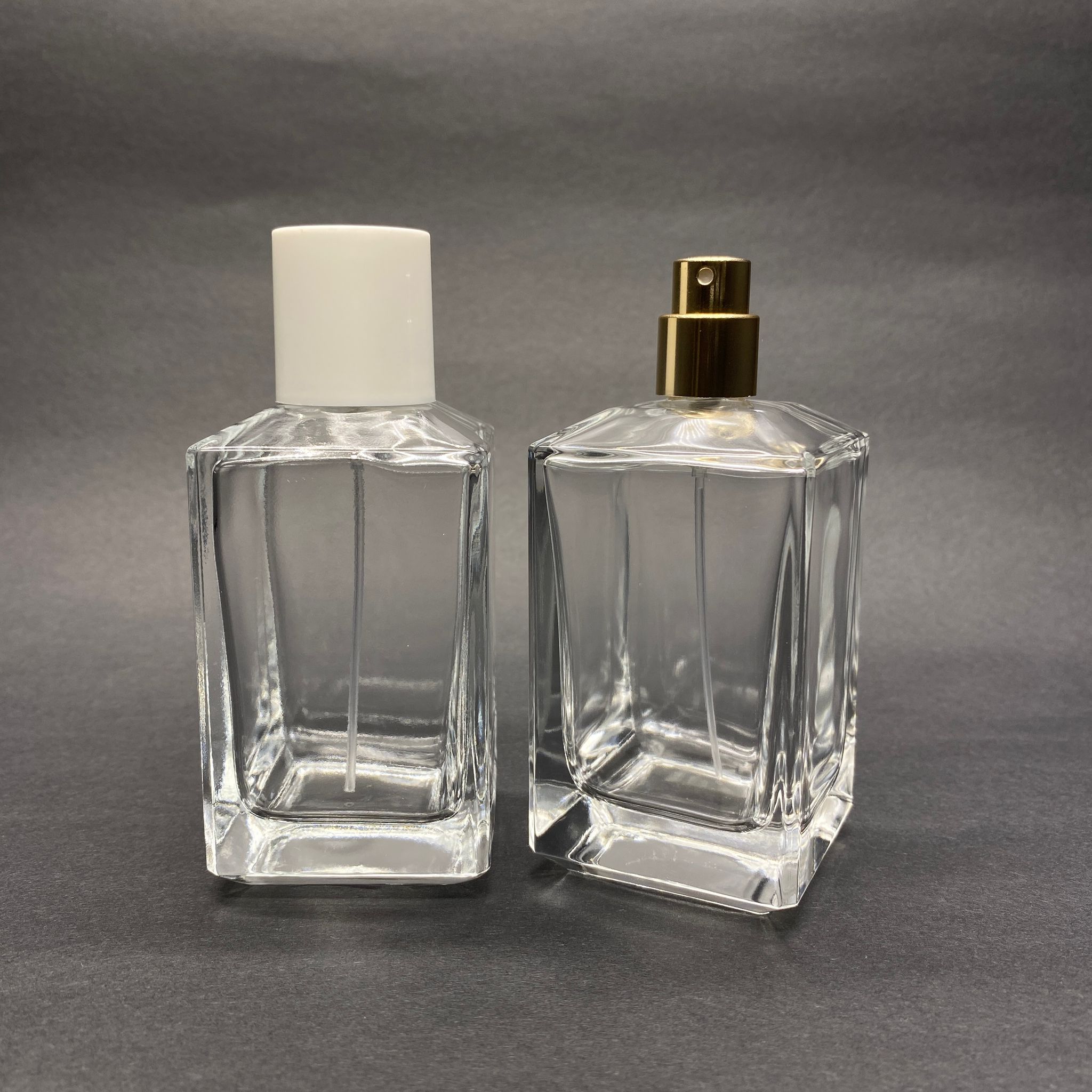 100 Ml Köşeli Konik Model Prizma Parfüm Şişesi - Gold Metal Spreyli + Beyaz Kapaklı (Ağız 15 Mm Geçme Kolay Kapama)