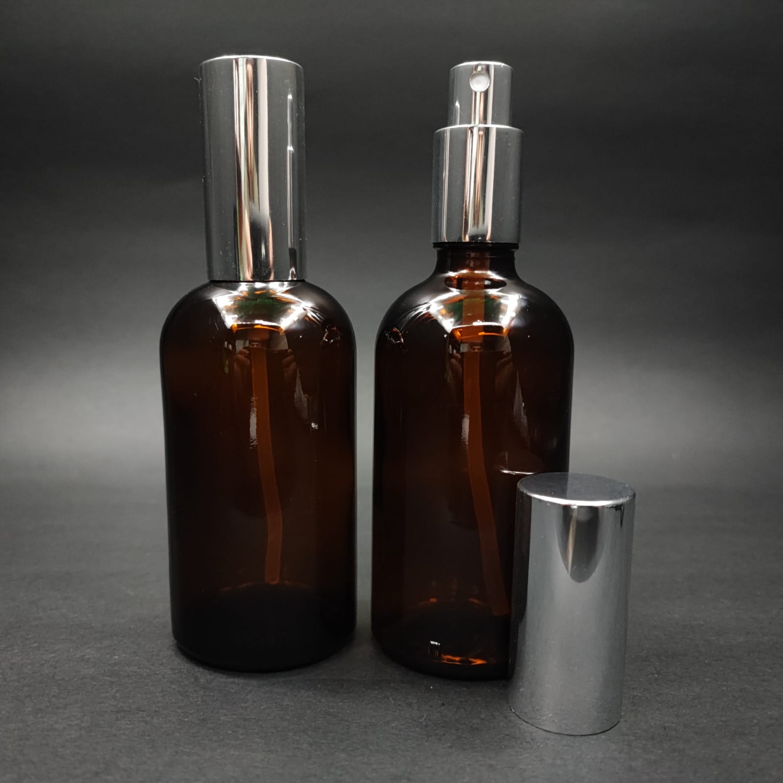 100 Ml Lüks Vidalı Valf Çevirme Parfüm Şişeleri - 100 Cc Amber Cam Şişe - Gümüş Metal Spreyli Kapaklı Set