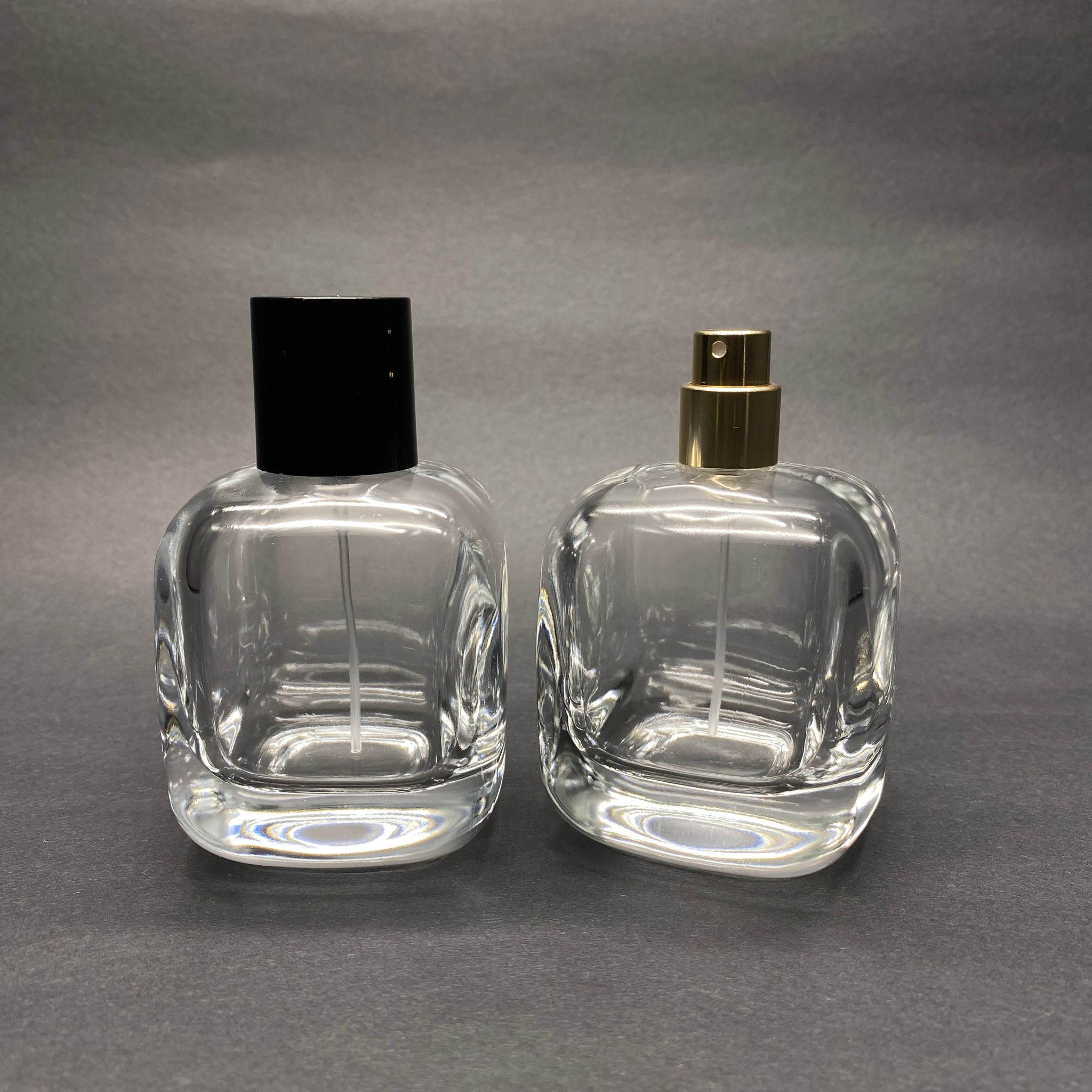 100 Ml Oval Kare Model Core Parfüm Şişesi - Gold Metal Spreyli + Siyah Kapaklı (Ağız 15 Mm Geçme Kolay Kapama)