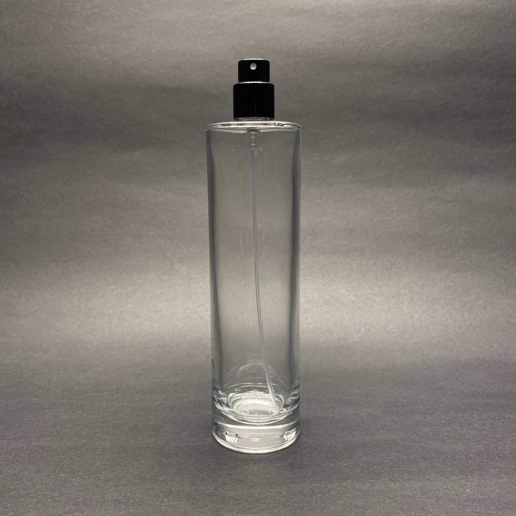 100 Ml Silindir Model Uzun Pealy Parfüm Şişesi - Siyah Metal Spreyli (Ağız 15 Mm Geçme Kolay Kapama)