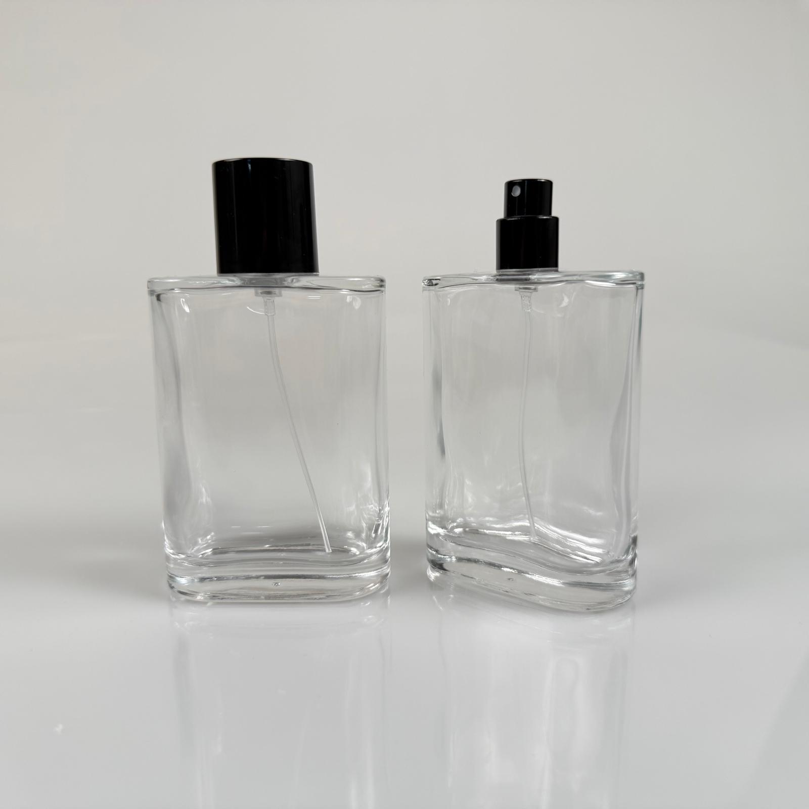 100 Ml Yassı Model Ceo Parfüm Şişesi - Siyah Metal Spreyli + Siyah Kapaklı (Ağız 15 Mm Geçme Kolay Kapama)
