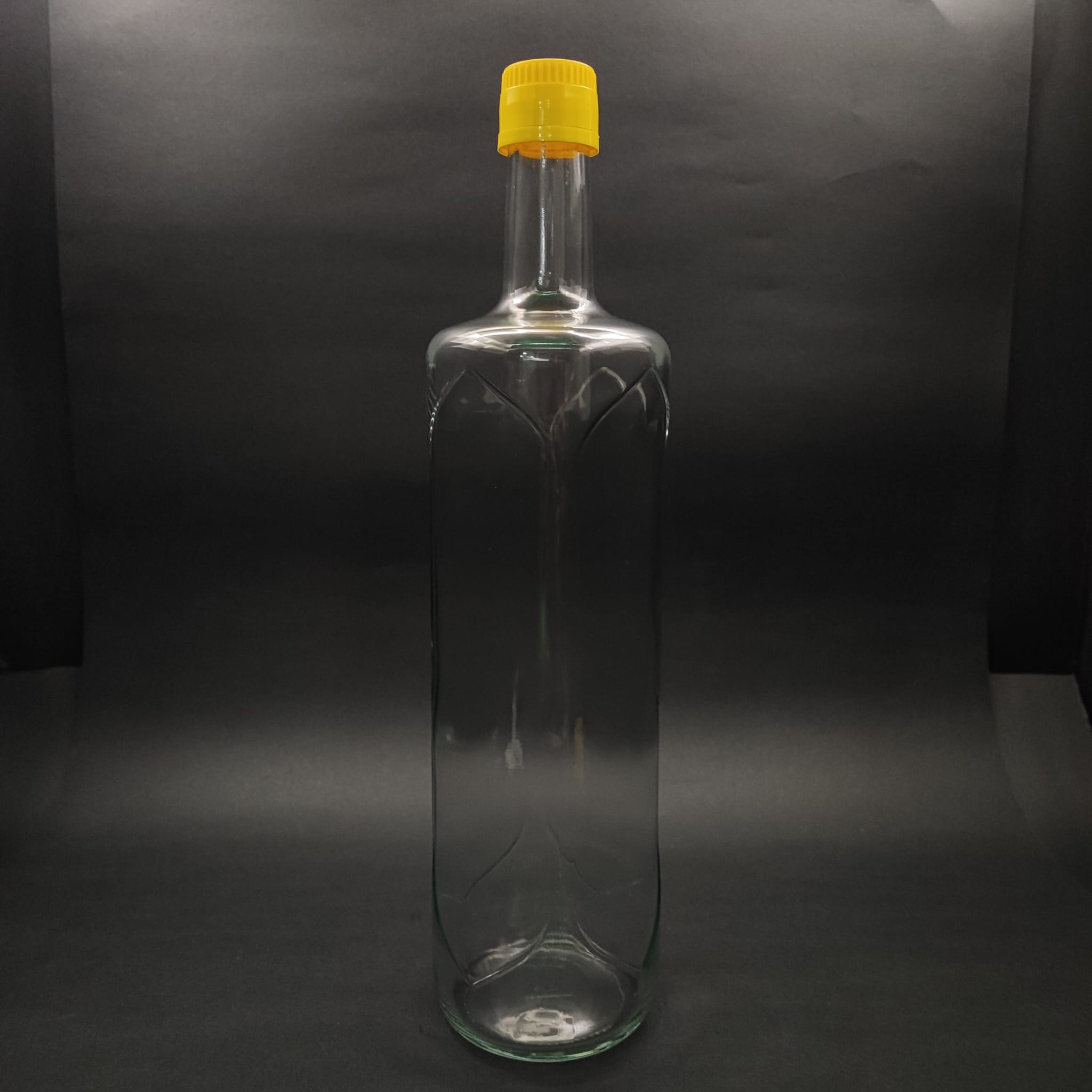 1000 Cc Dorika Desenli Şeffaf Cam Şişe - Kilitli Sarı Akıtıcılı Drop - Stop Kapaklı - 1 Litre Dorica Yağ Şişesi - Sirke Şişesi - Zeytinyağ İçin Boş Cam Şişe
