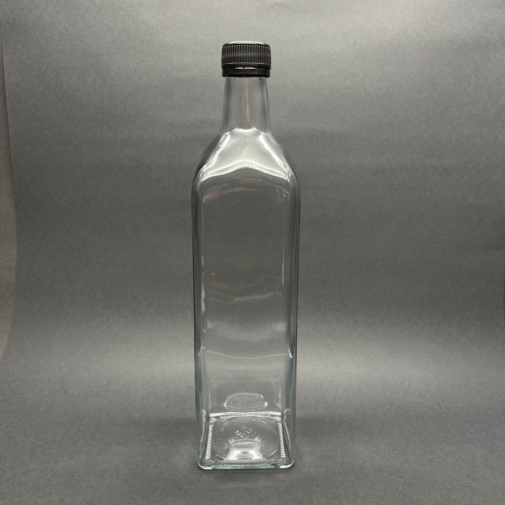 1000 Cc Maraska Cam Şişe - Siyah Kilitli Plastik Kapaklı - 1 Litre Köşeli Yağ Şişesi - Sirke Şişesi - Kapak Markası Berıcap - 1 Lt Yağ Şişesi