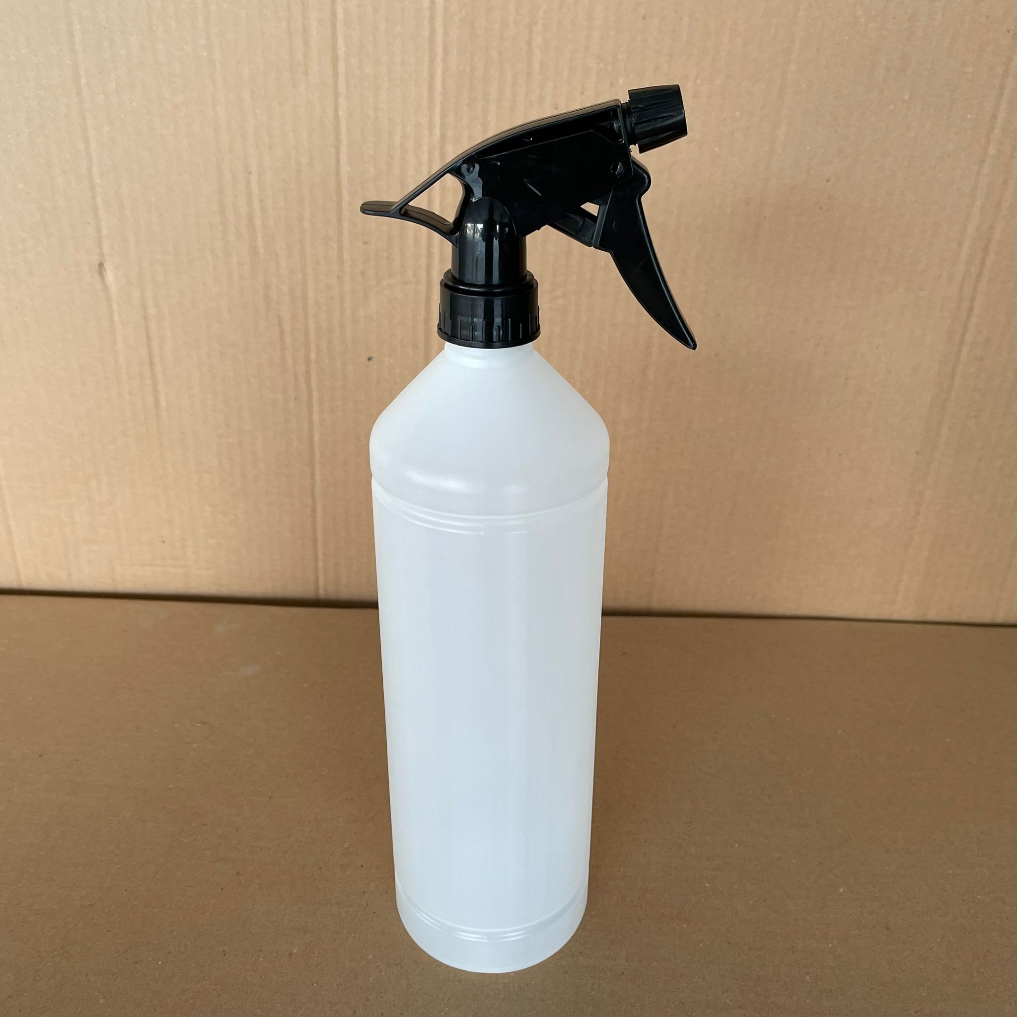 1000 Cc Tiner Şişesi - Siyah Dozajlı Kimyasala Dayanıklı Triger Tetik Spreyli - 1000 Ml Kimyasala Dayanıklı Plastik Şişe - 1 Lt Polietilen Şişe - Uzun