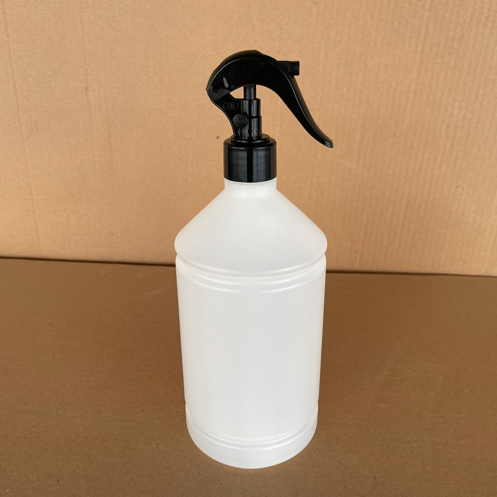 1000 Cc Tiner Şişesi - Siyah Triger Tetik Spreyli (Duman Püskürtür) - 1000 Ml Kimyasala Dayanıklı Plastik Şişe - 1 Lt Polietilen Şişe