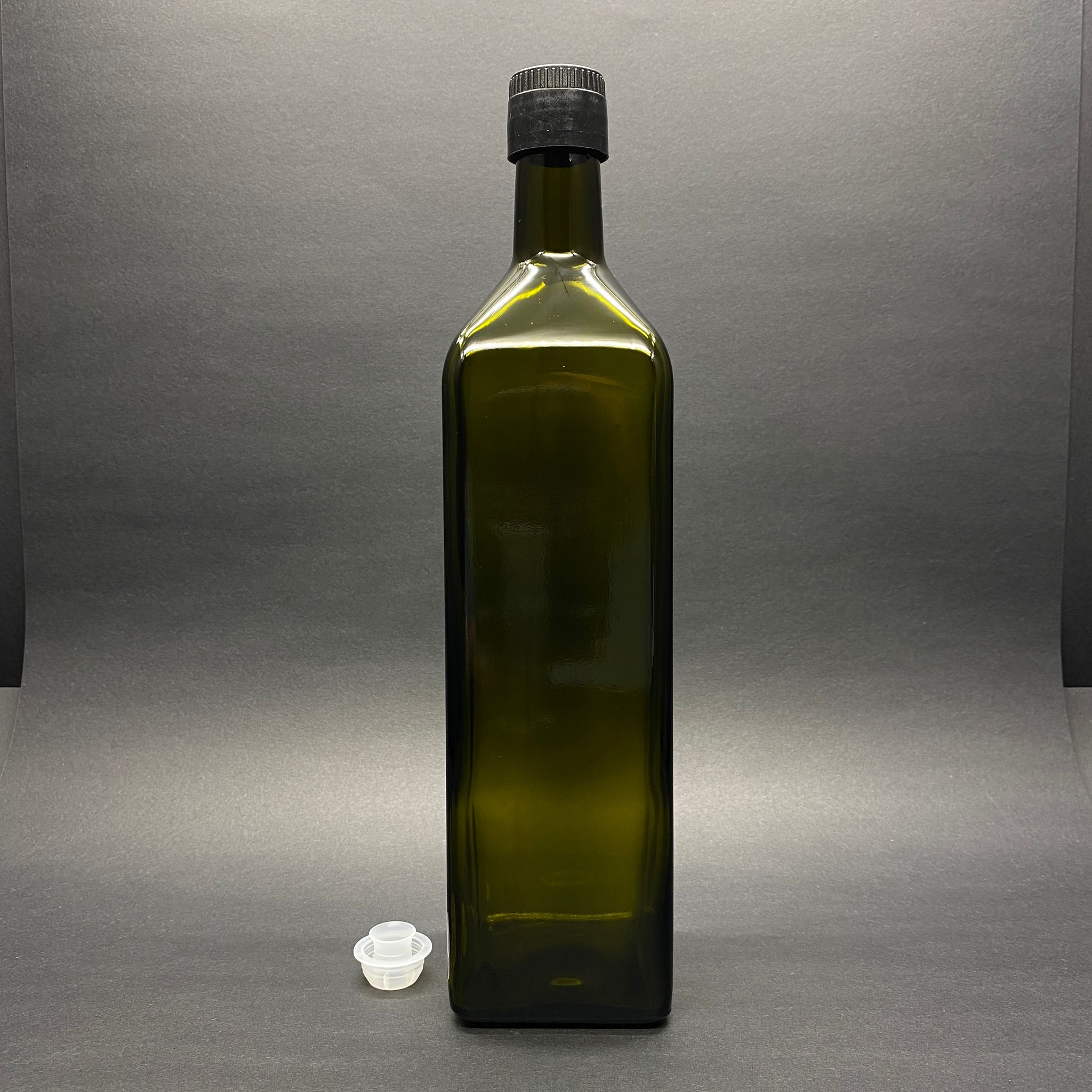 1000 Cc Yeşil Maraska Cam Şişe - Siyah Drop - Stop Kilitli Akıtıcılı Plastik Kapaklı - 1 Litre